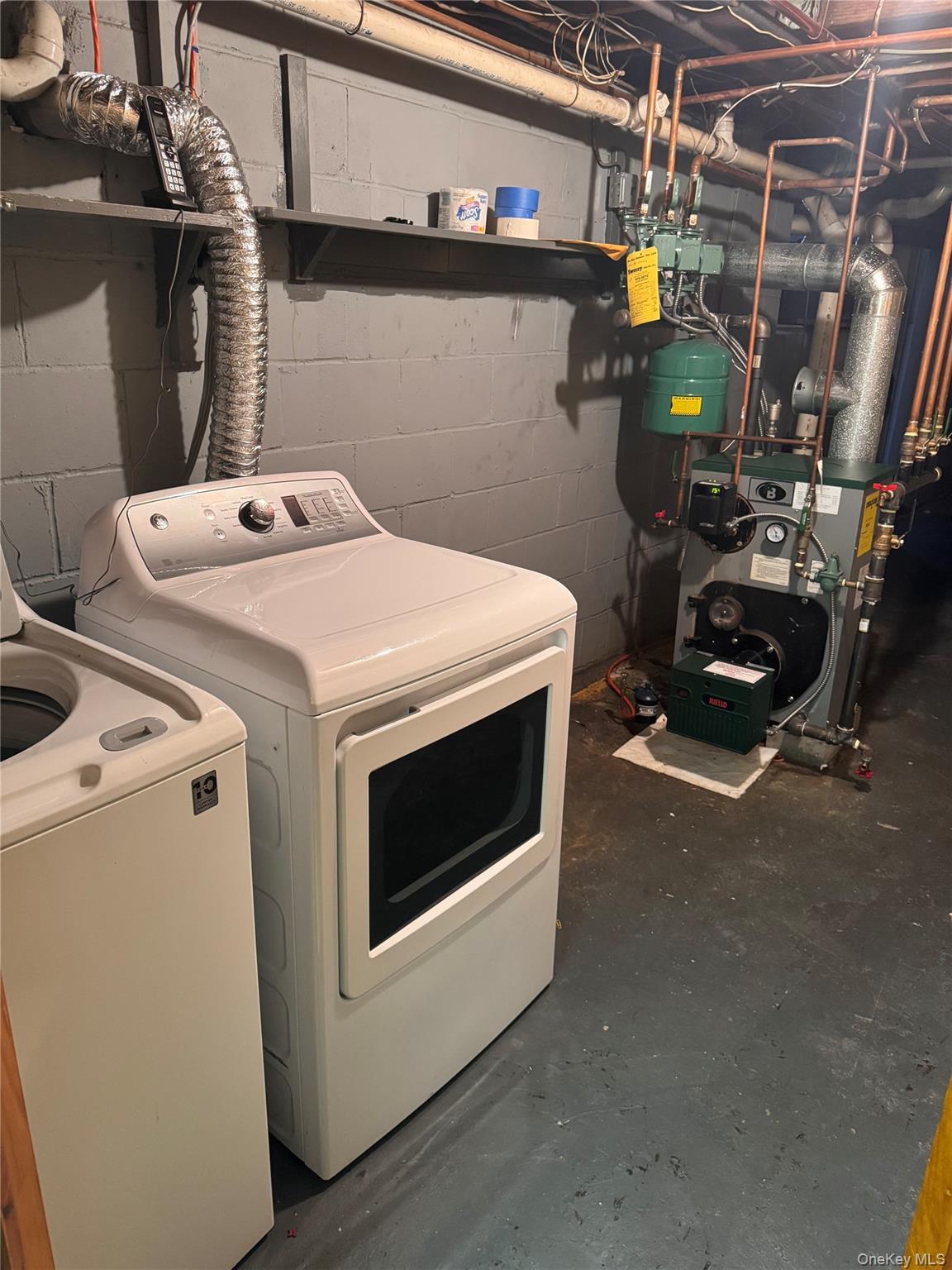 Single Family Schoenfeld Suffolk County, NY 11772, MLS-941607-17