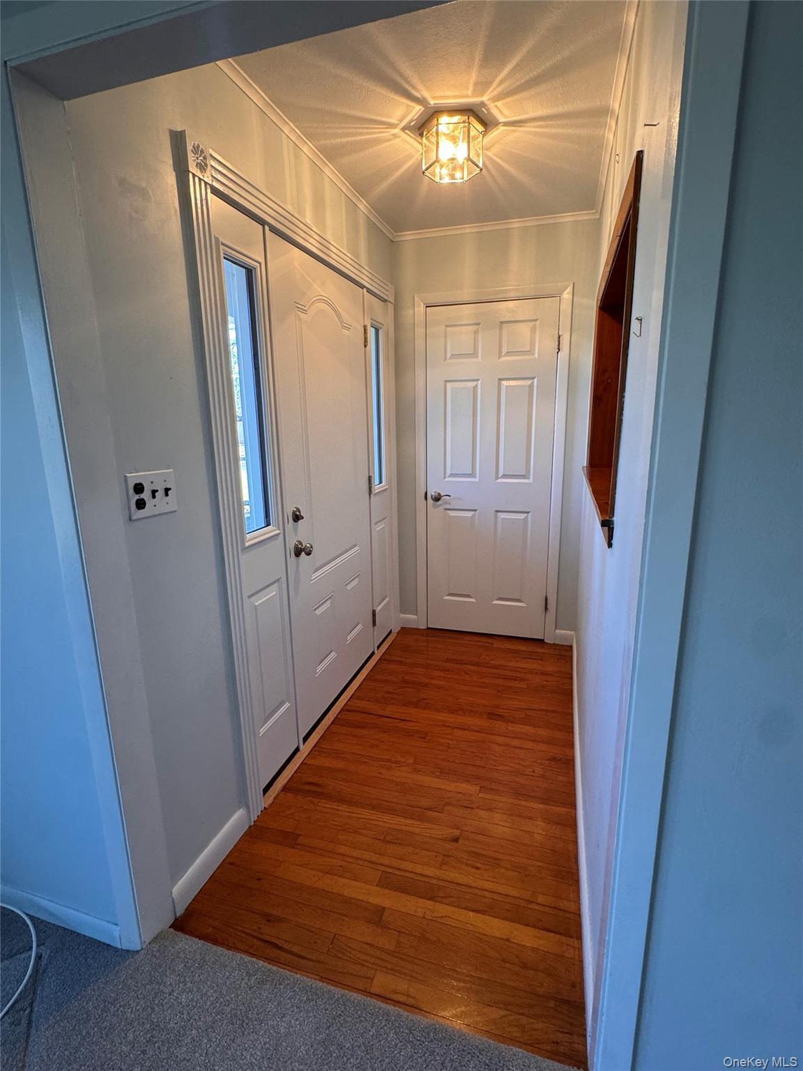 Single Family Schoenfeld  Suffolk County, NY 11772, MLS-941607-23