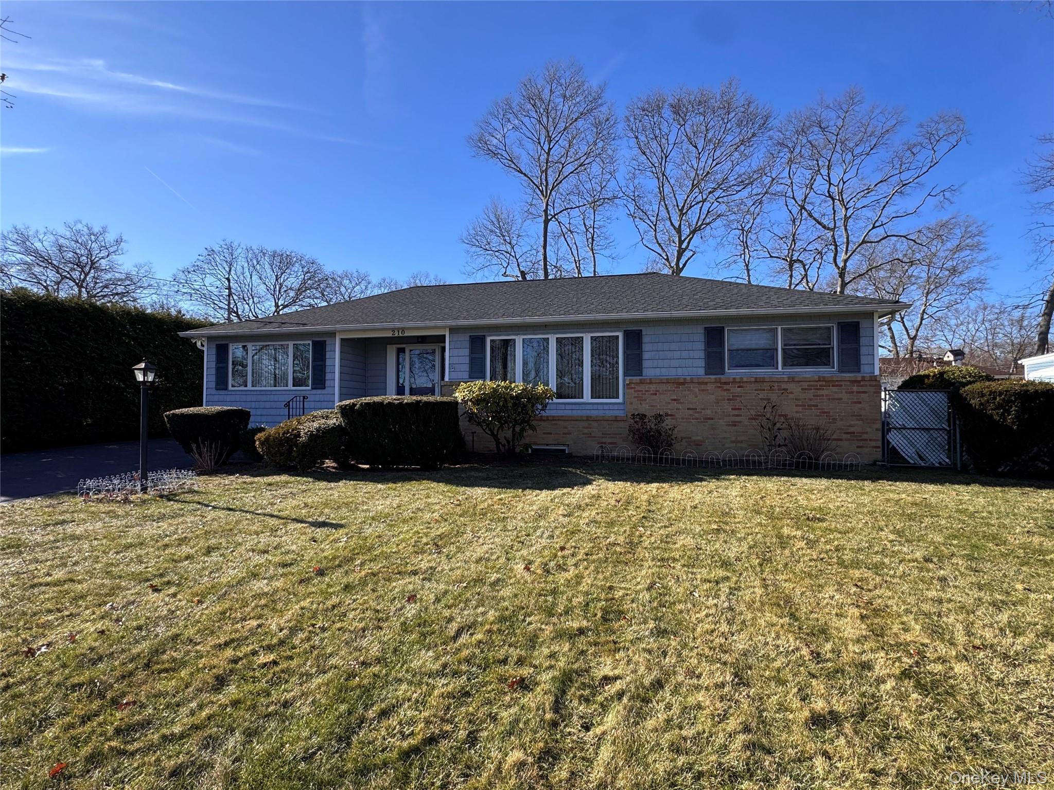 Single Family Schoenfeld Suffolk County, NY 11772, MLS-941607-3
