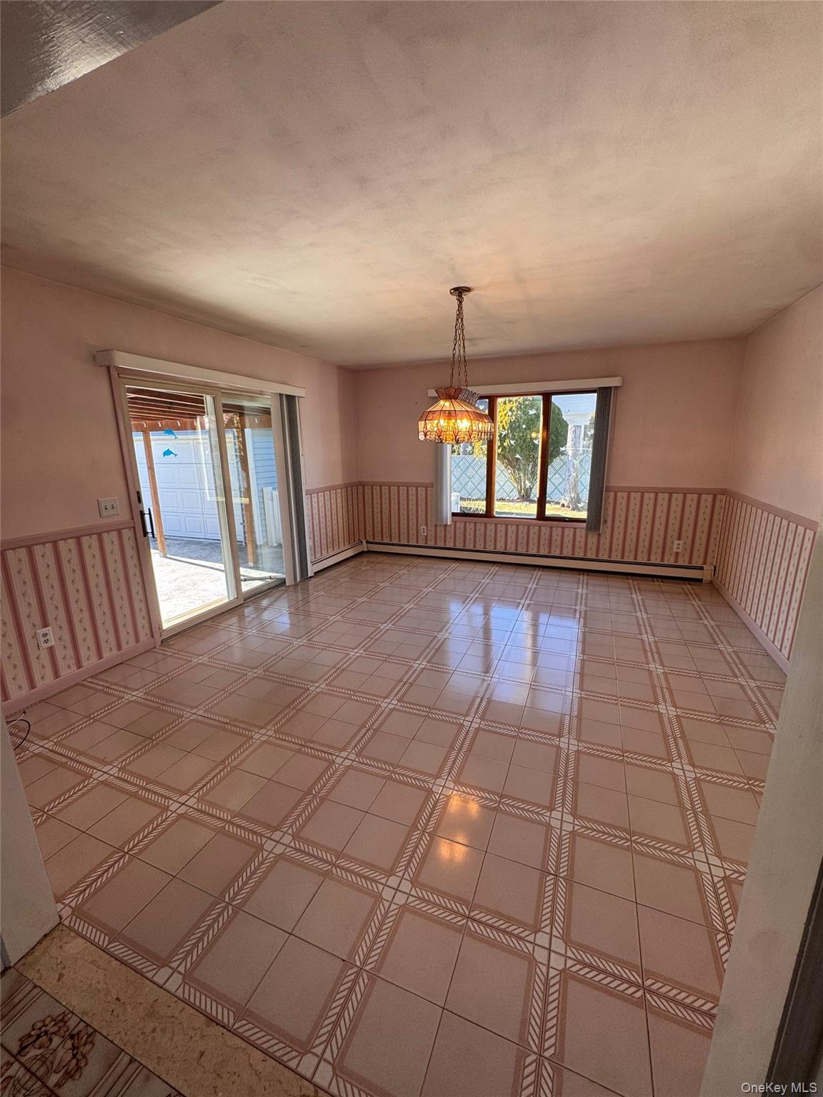 Single Family Schoenfeld Suffolk County, NY 11772, MLS-941607-9