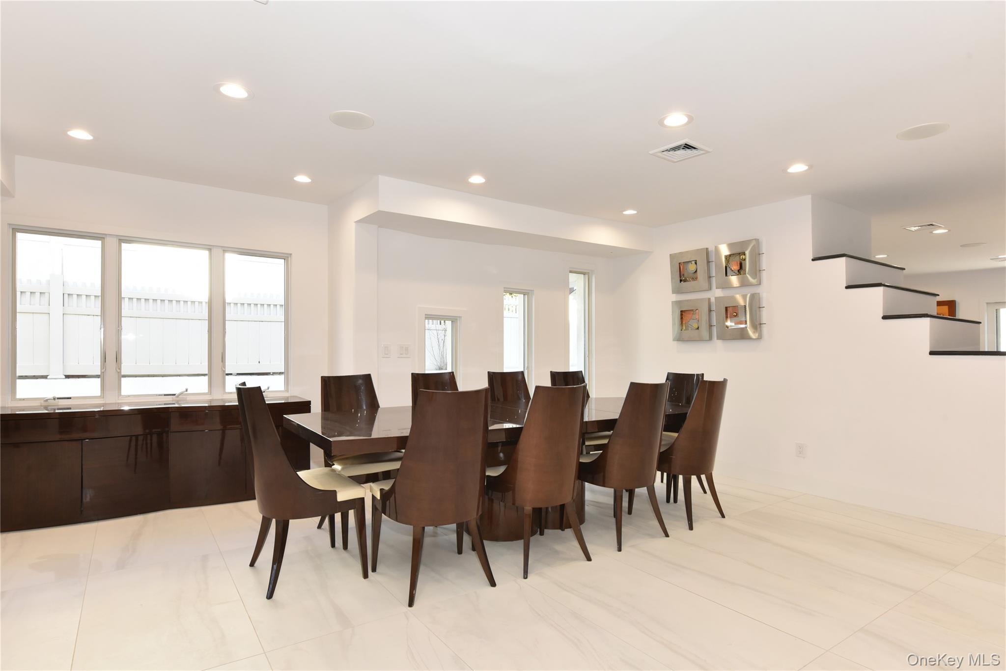 Single Family Midland Queens, NY 11432, MLS-941627-13