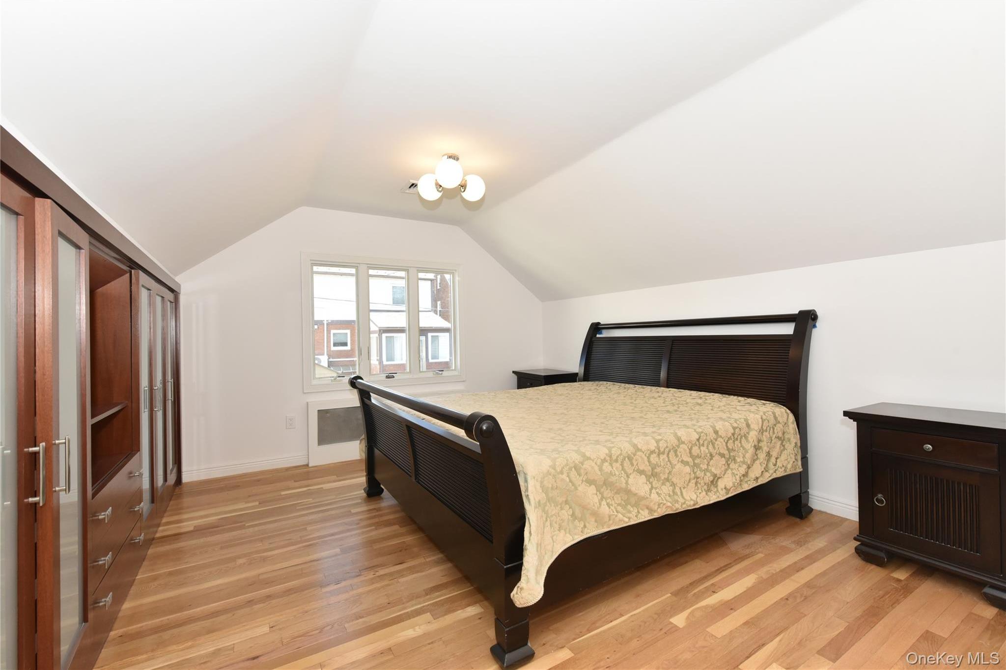 Single Family Midland Queens, NY 11432, MLS-941627-27