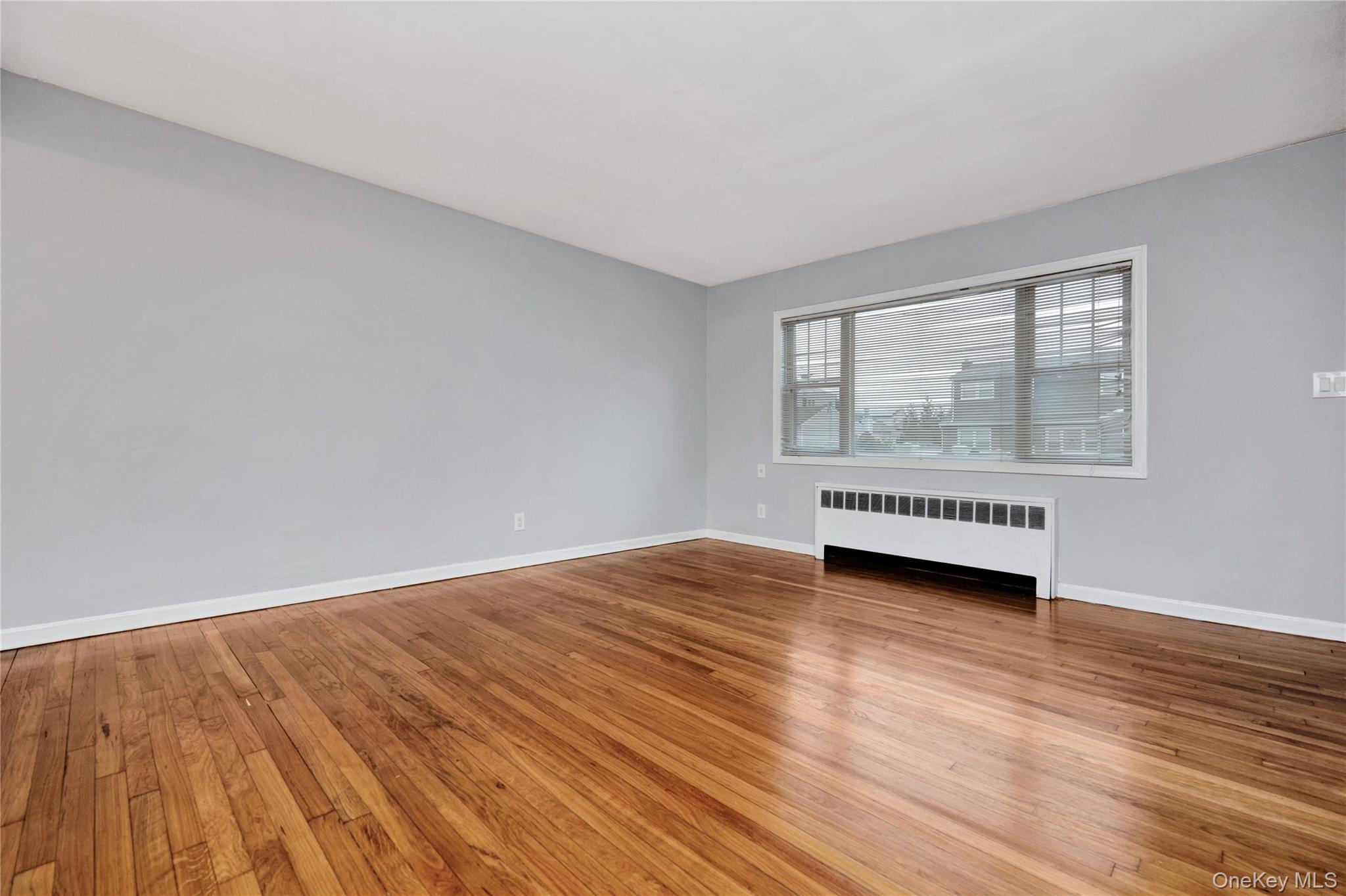 Single Family Brook Suffolk County, NY 11704, MLS-941642-19