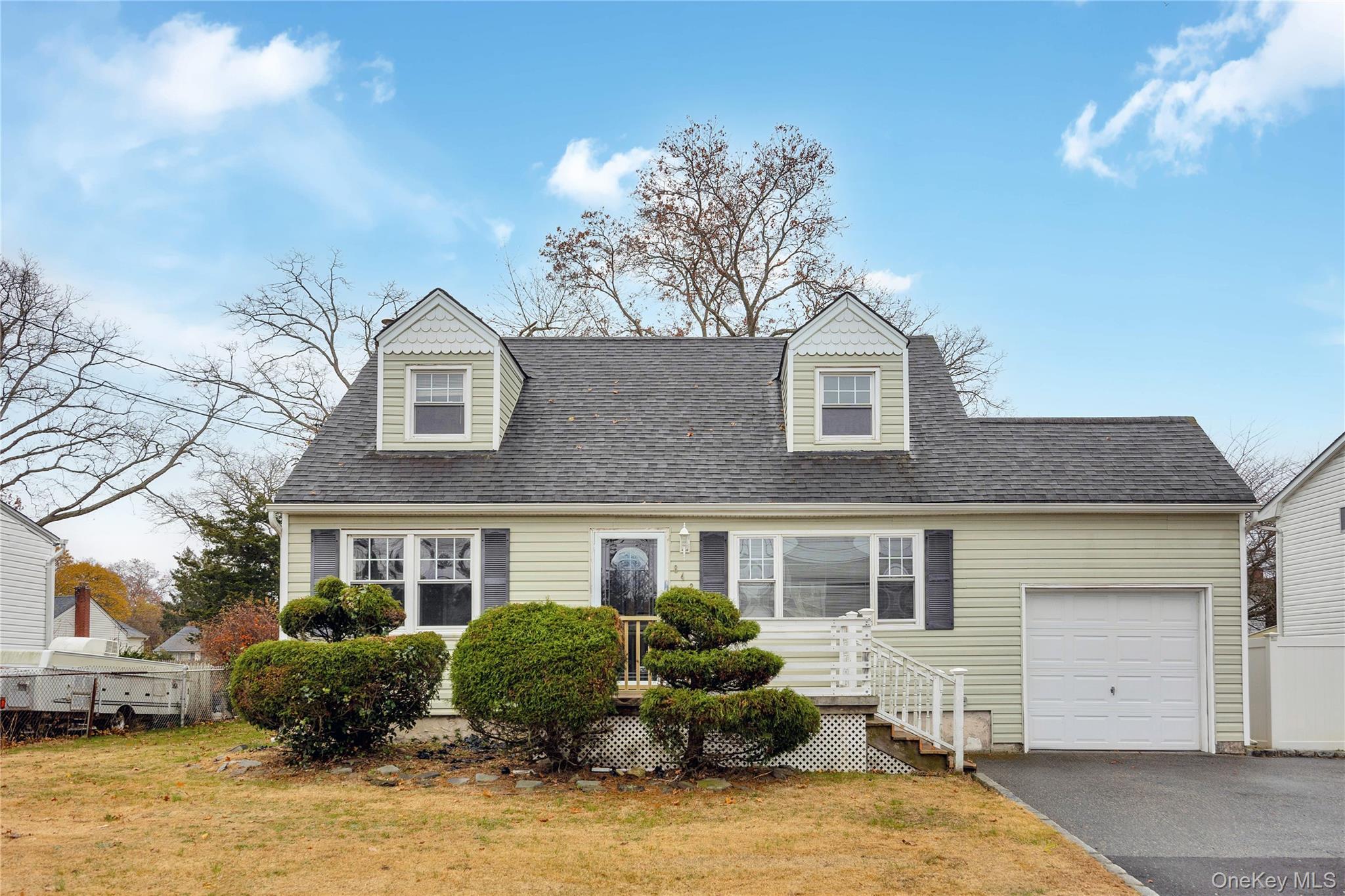 Single Family Brook Suffolk County, NY 11704, MLS-941642-2