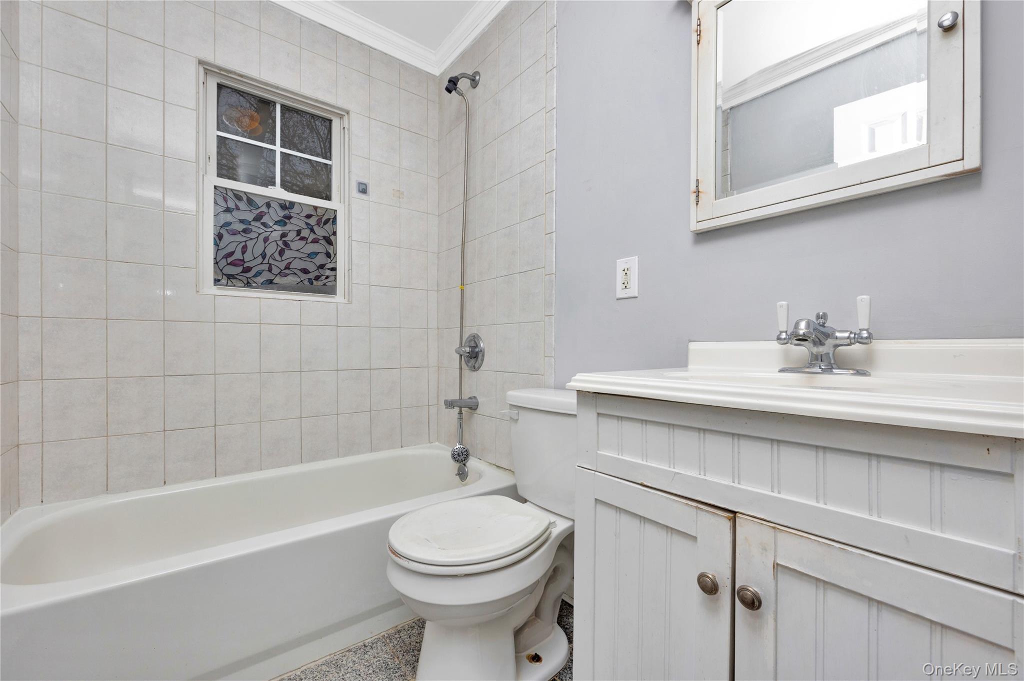 Single Family Brook Suffolk County, NY 11704, MLS-941642-29