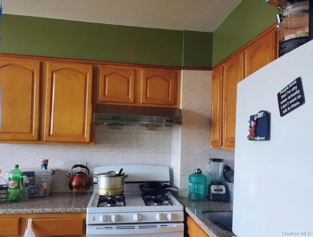 Single Family 52nd  Queens, NY 11368, MLS-941646-6