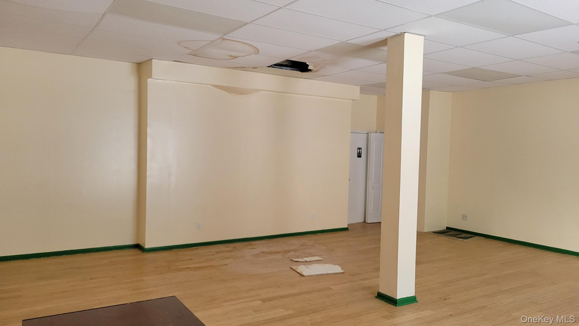 Commercial Lease Ogden  Bronx, NY 10452, MLS-941653-6