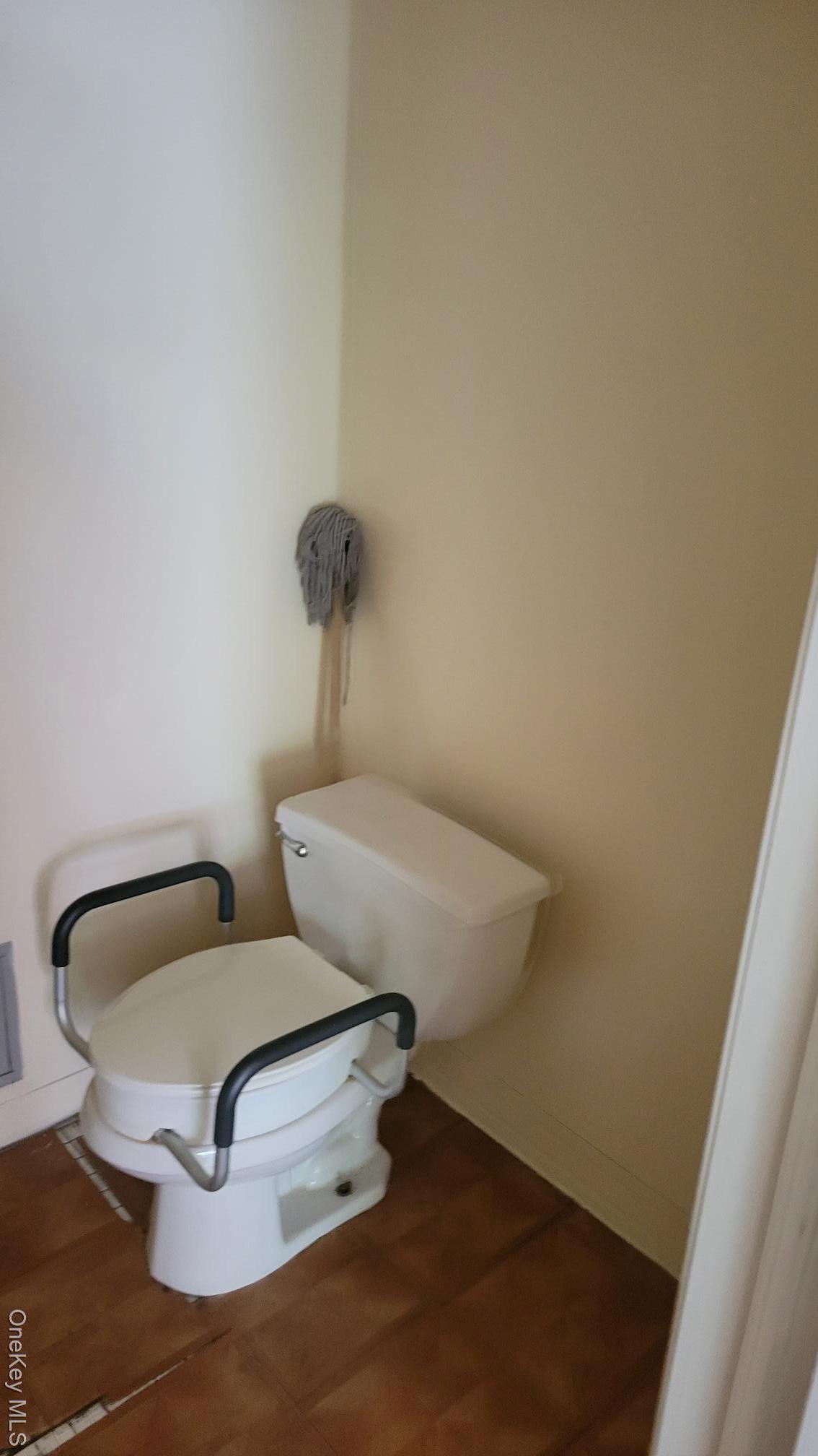 Commercial Lease Ogden  Bronx, NY 10452, MLS-941653-9