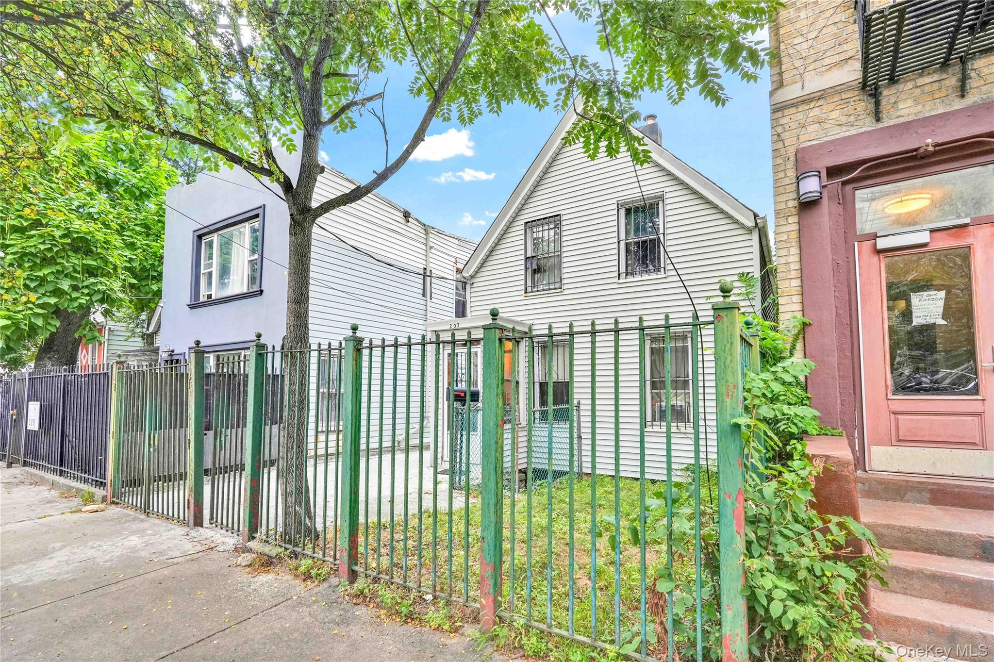 Single Family Bradford Brooklyn, NY 11207, MLS-941658-15