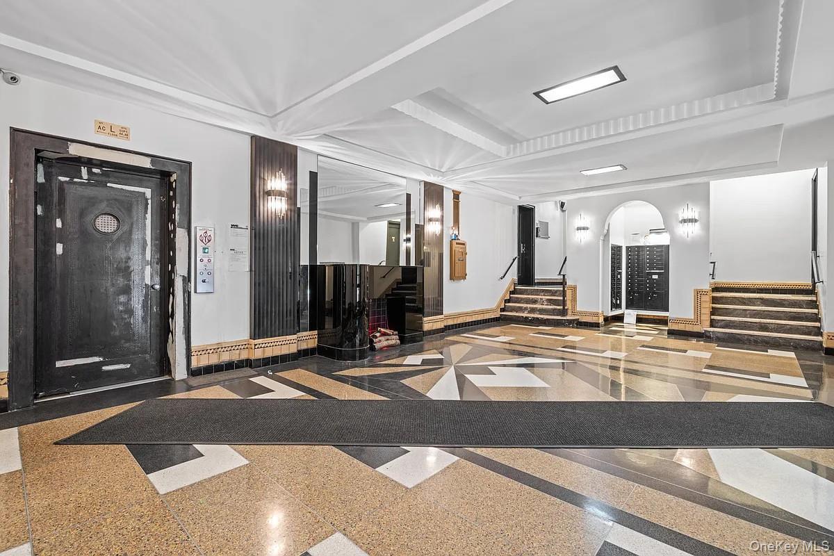 Coop Park Manhattan, NY 10034, MLS-941667-8