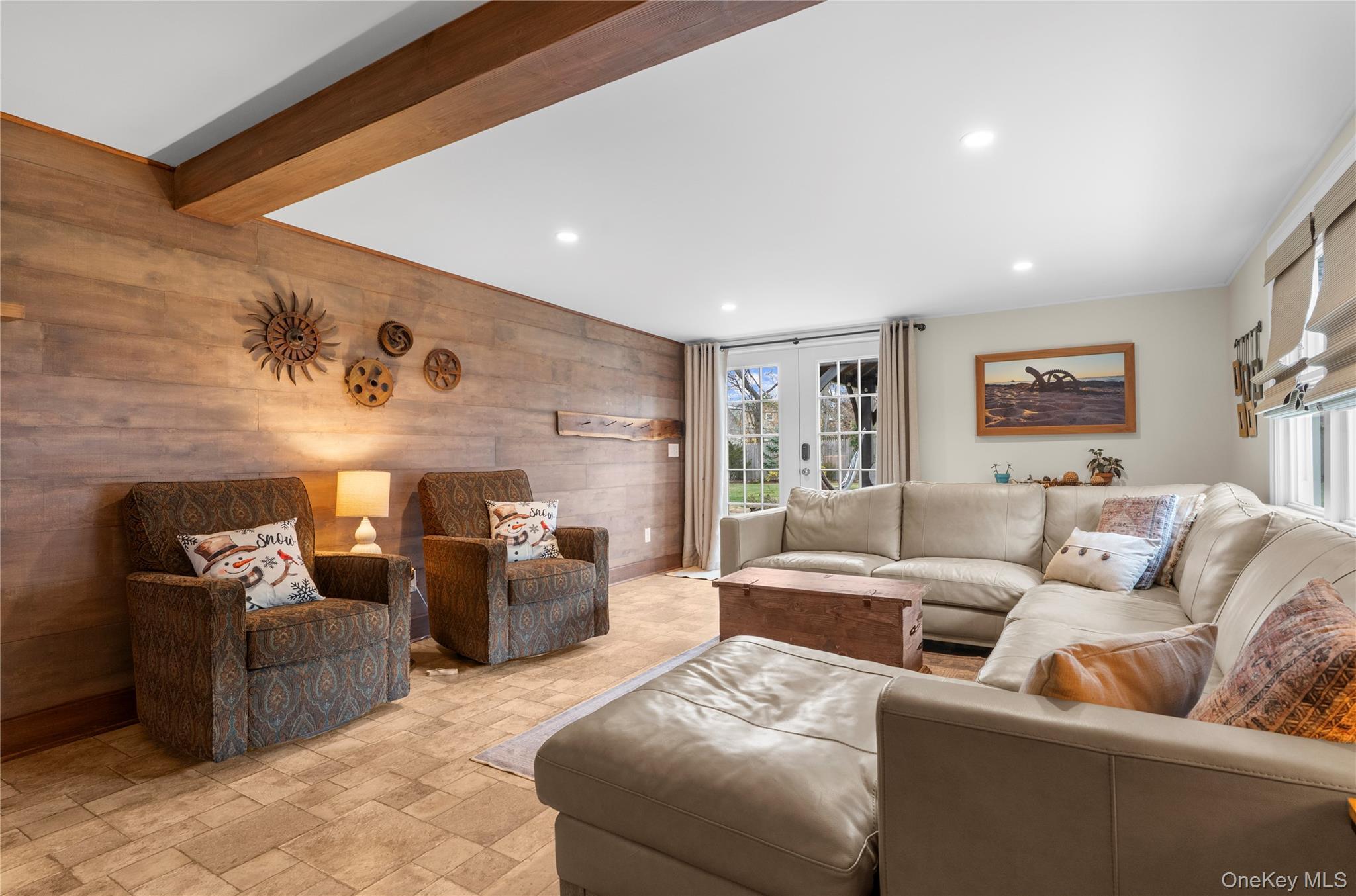 Single Family Union  Suffolk County, NY 11751, MLS-941675-13