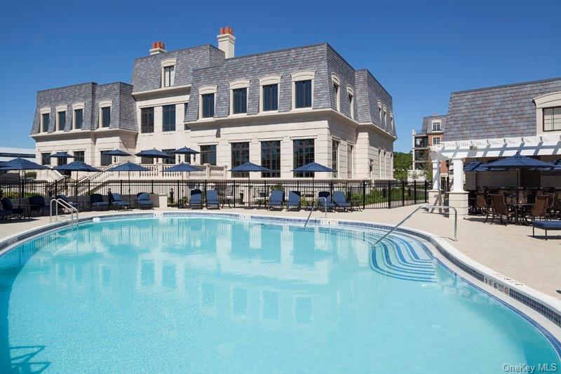 Condo Royal  Nassau County, NY 11040, MLS-941682-24