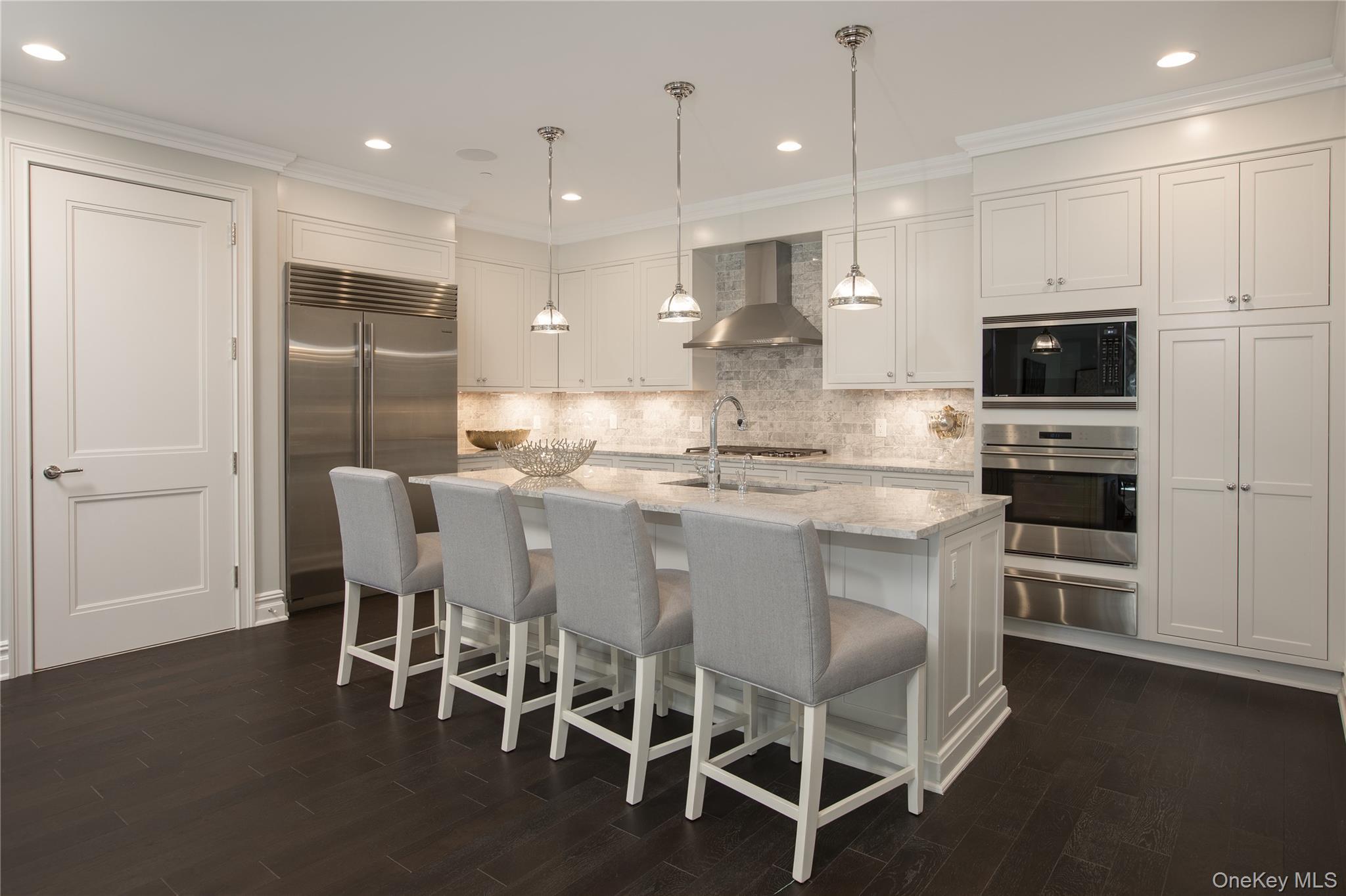 Condo Royal  Nassau County, NY 11040, MLS-941682-7