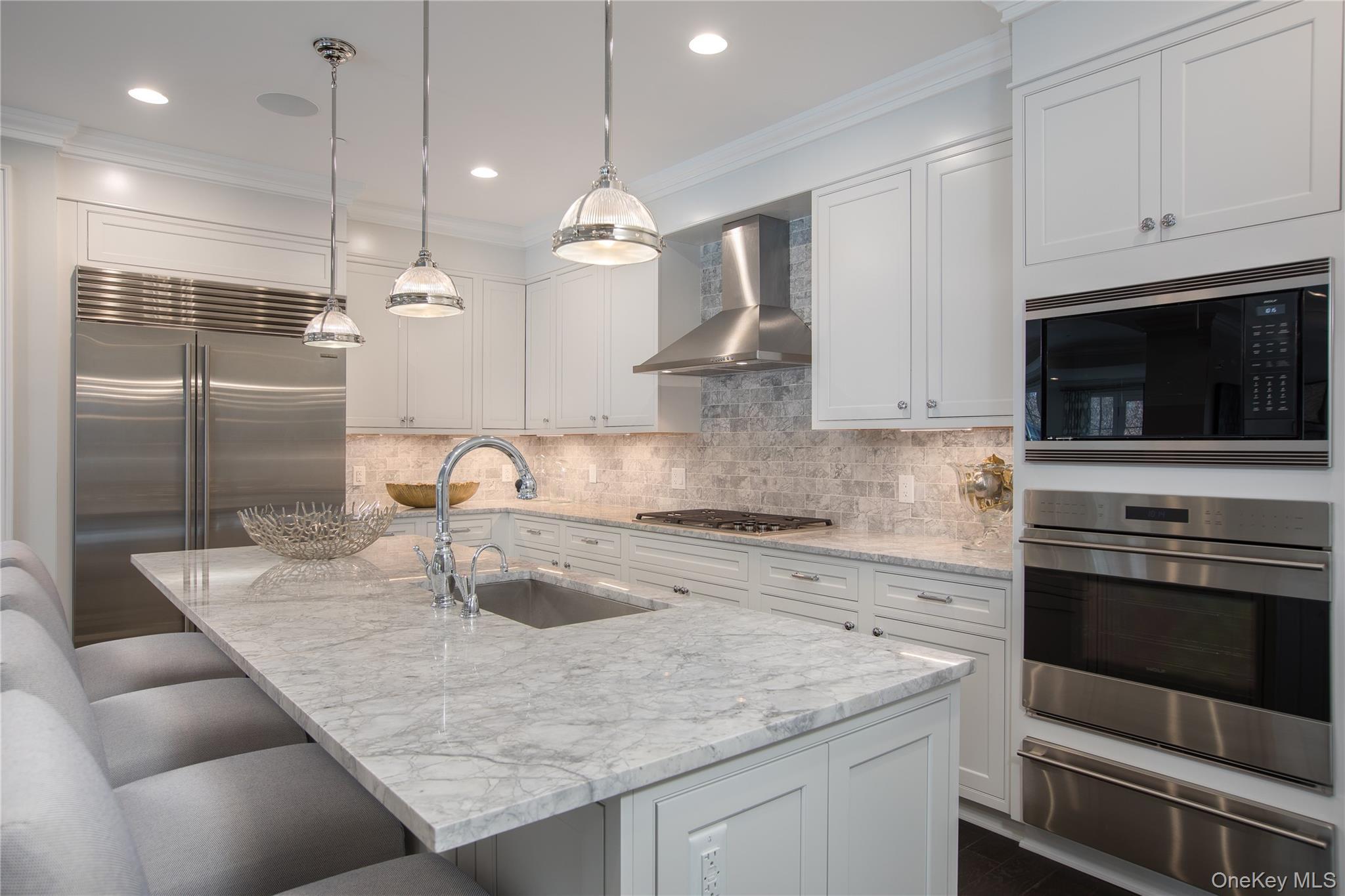 Condo Royal  Nassau County, NY 11040, MLS-941682-8