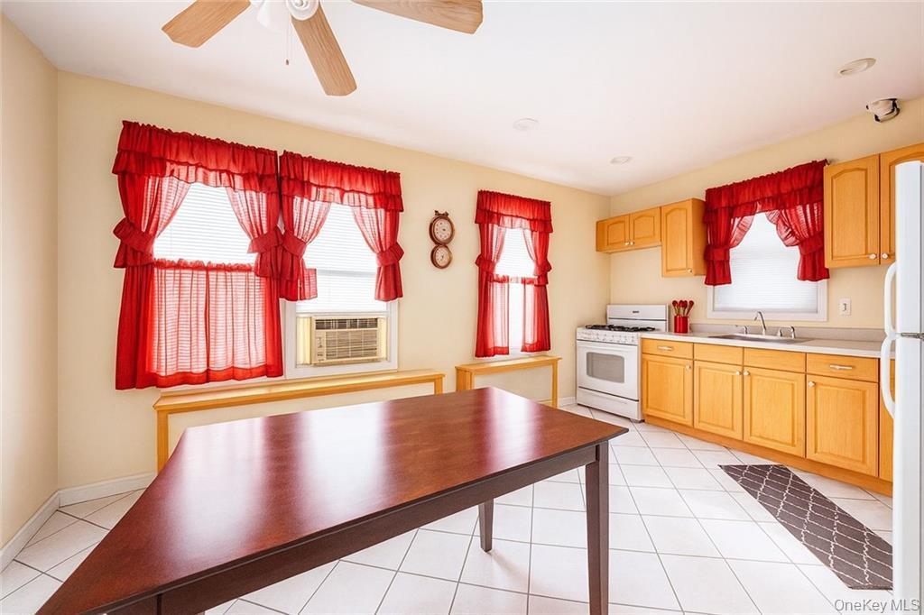 Single Family 71st  Brooklyn, NY 11204, MLS-941724-5