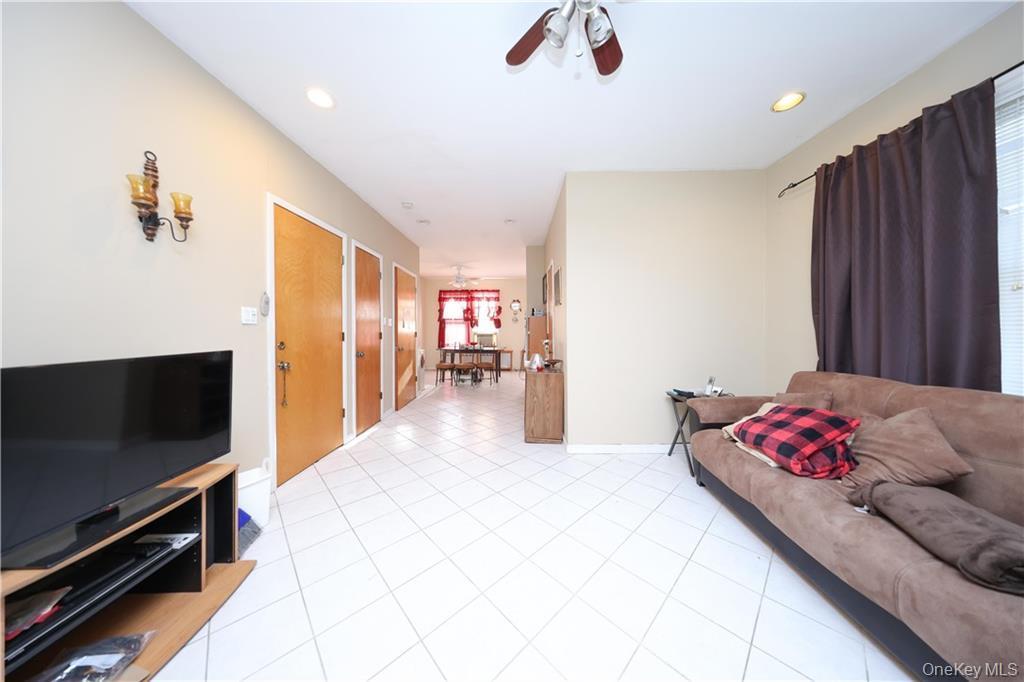 Single Family 71st  Brooklyn, NY 11204, MLS-941724-7