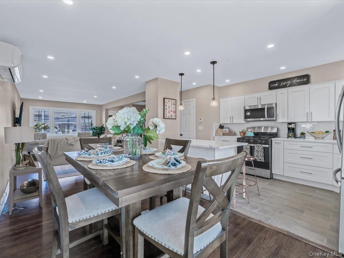 Single Family Van Wyck  Queens, NY 11419, MLS-941729-7