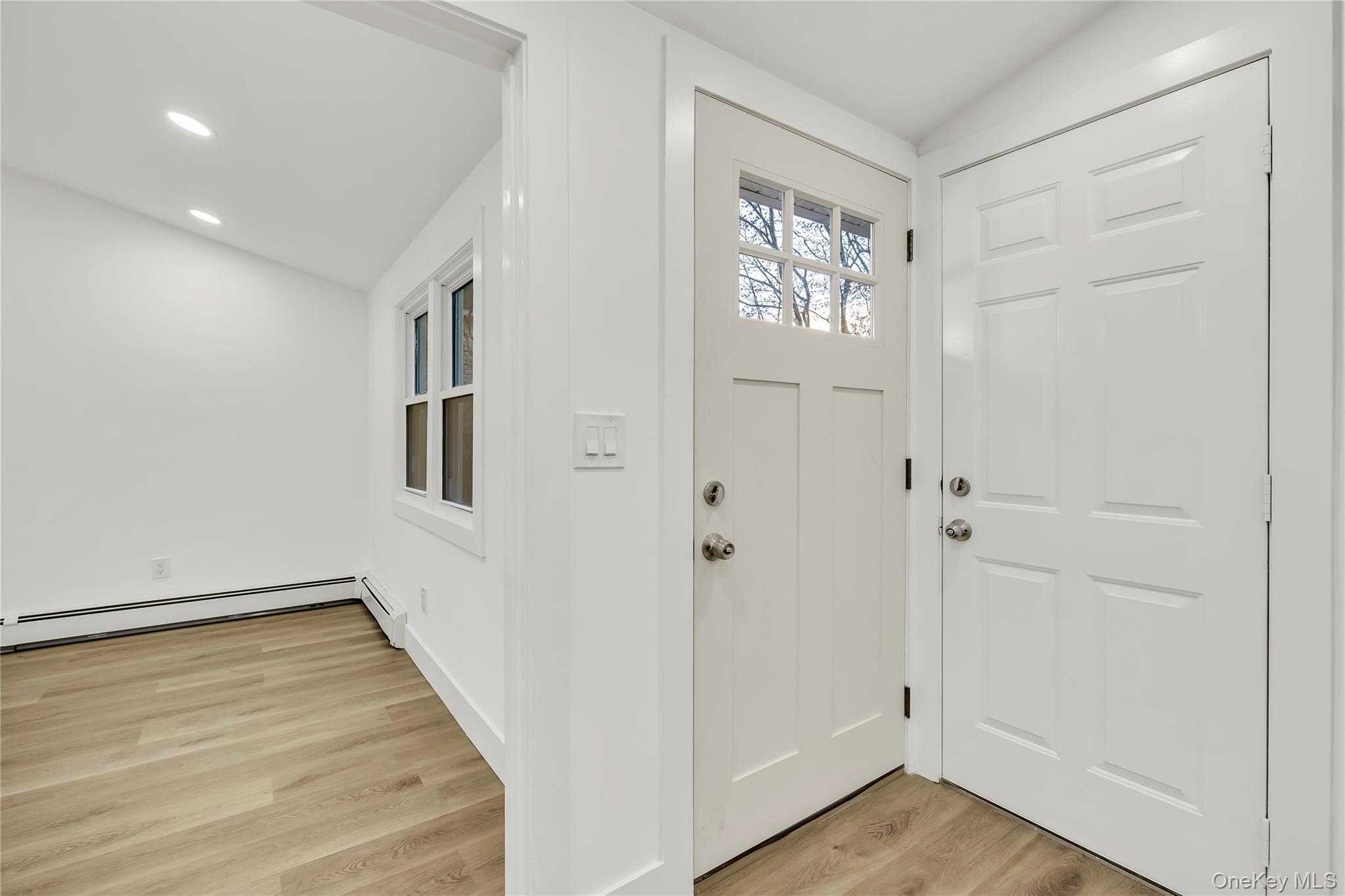 Single Family John Suffolk County, NY 11738, MLS-941734-8