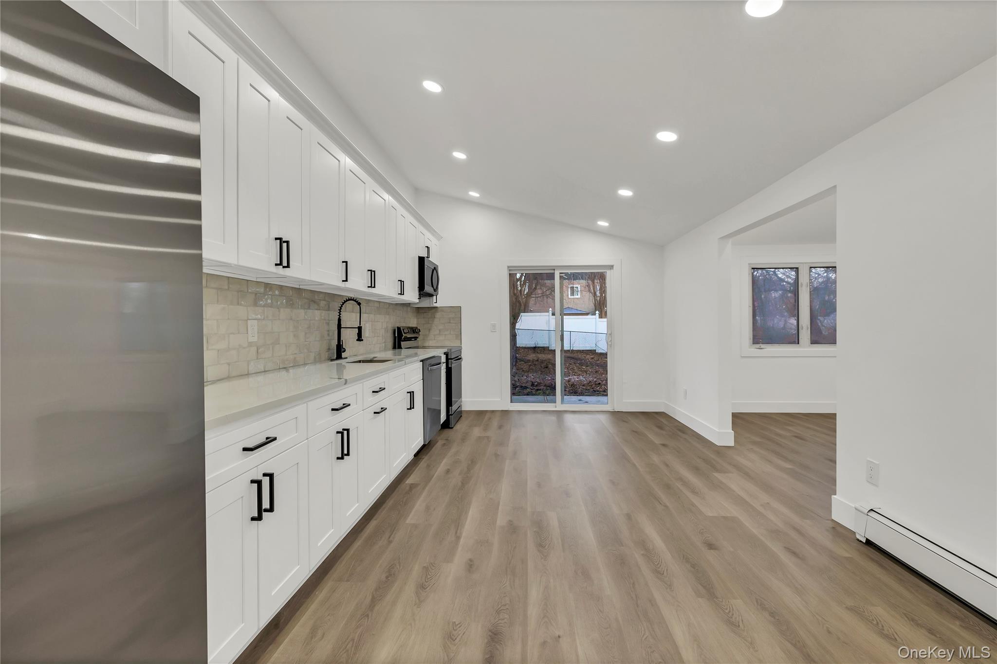 Single Family John Suffolk County, NY 11738, MLS-941734-9