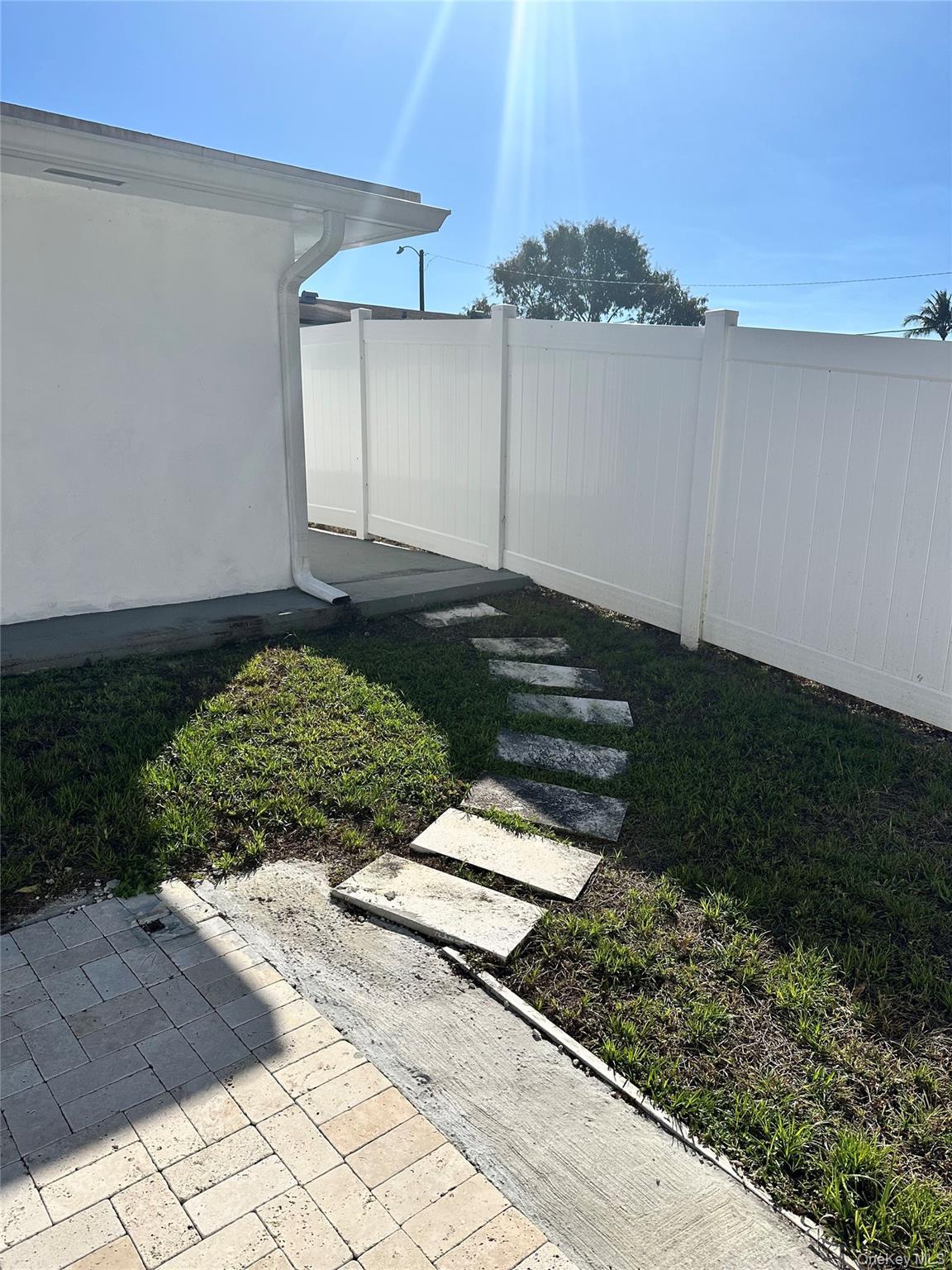 Single Family Johnson Out Of Area, NY 33024, MLS-941746-15