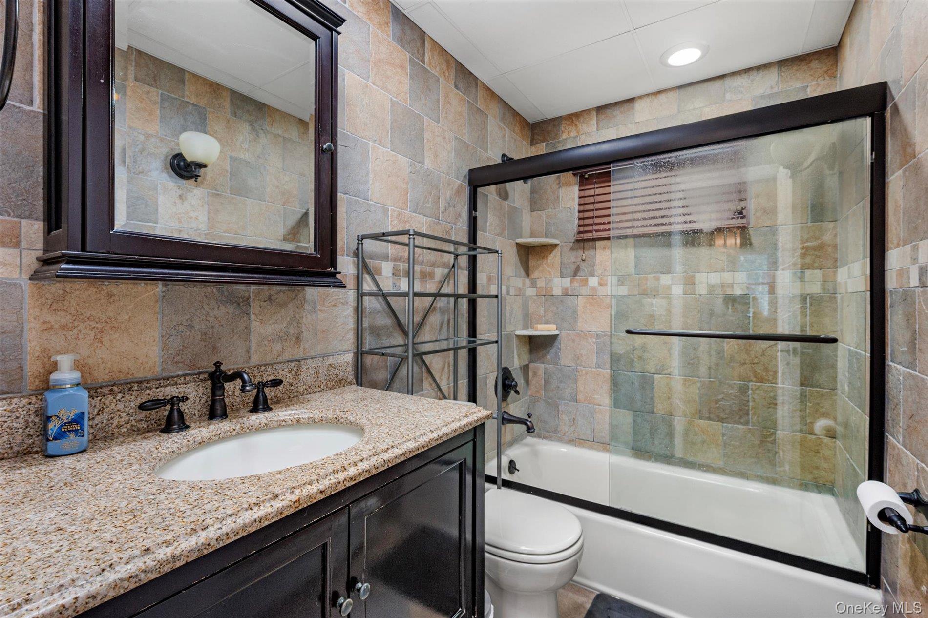 Single Family Valentine Suffolk County, NY 11743, MLS-941755-20