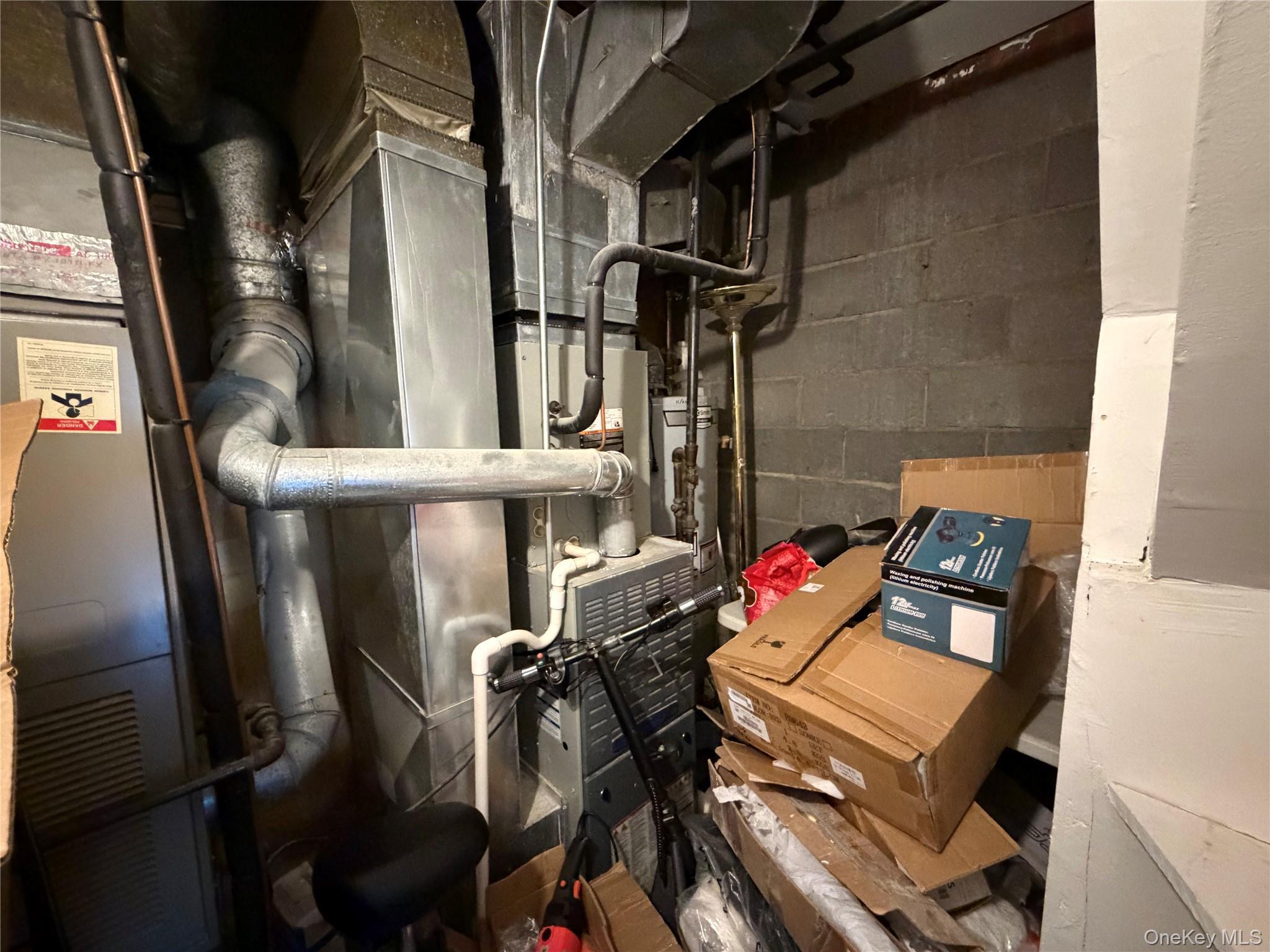 Single Family 59th  Queens, NY 11364, MLS-941756-12