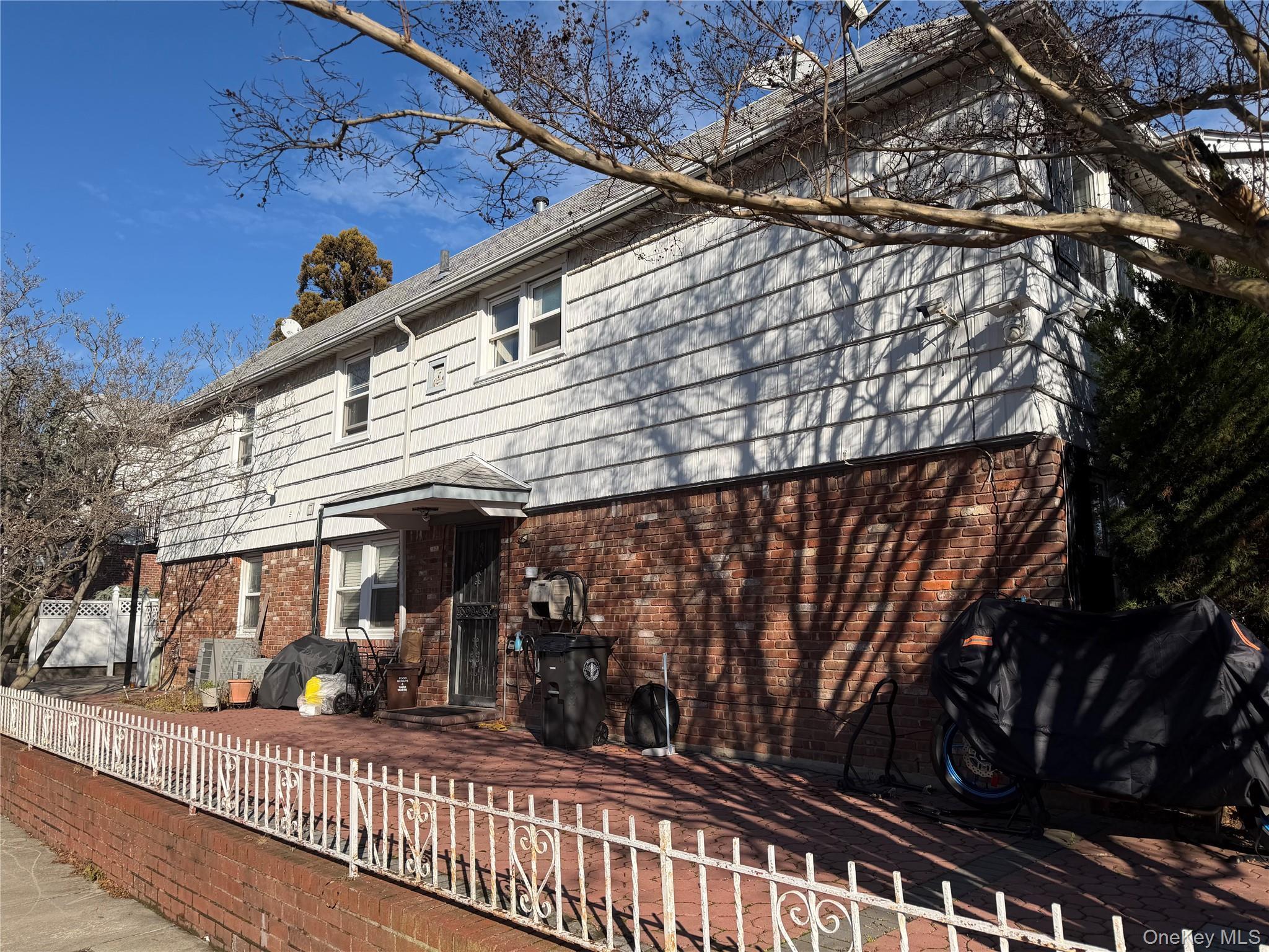 Single Family 59th  Queens, NY 11364, MLS-941756-2