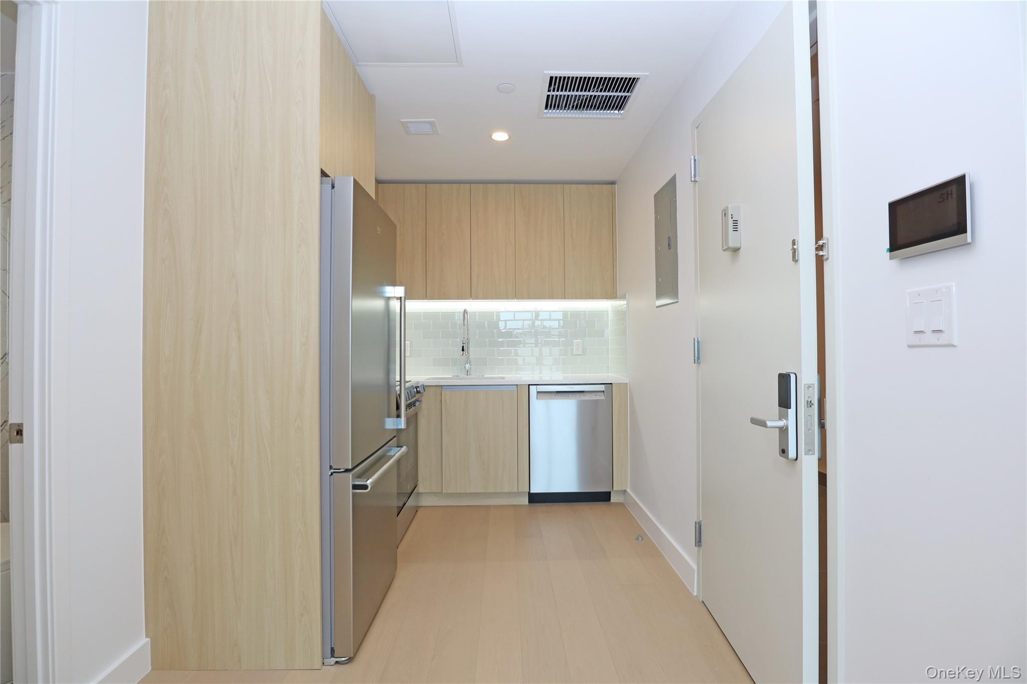 Condo Northern  Queens, NY 11354, MLS-941770-12