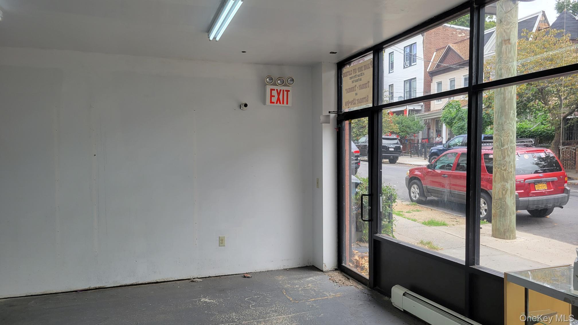 Commercial Lease 169th  Bronx, NY 10456, MLS-941772-4