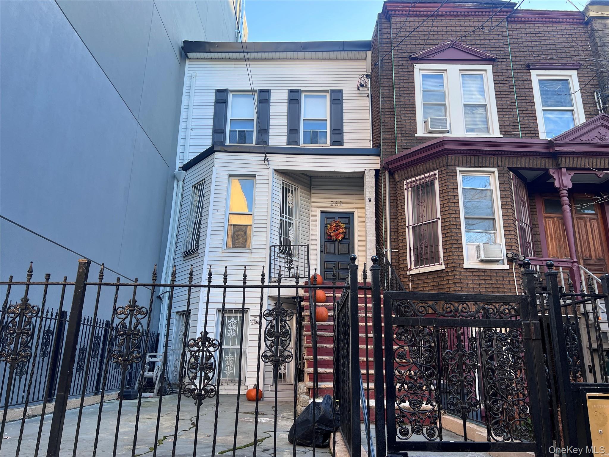 Single Family 163rd Bronx, NY 10451, MLS-941774-9