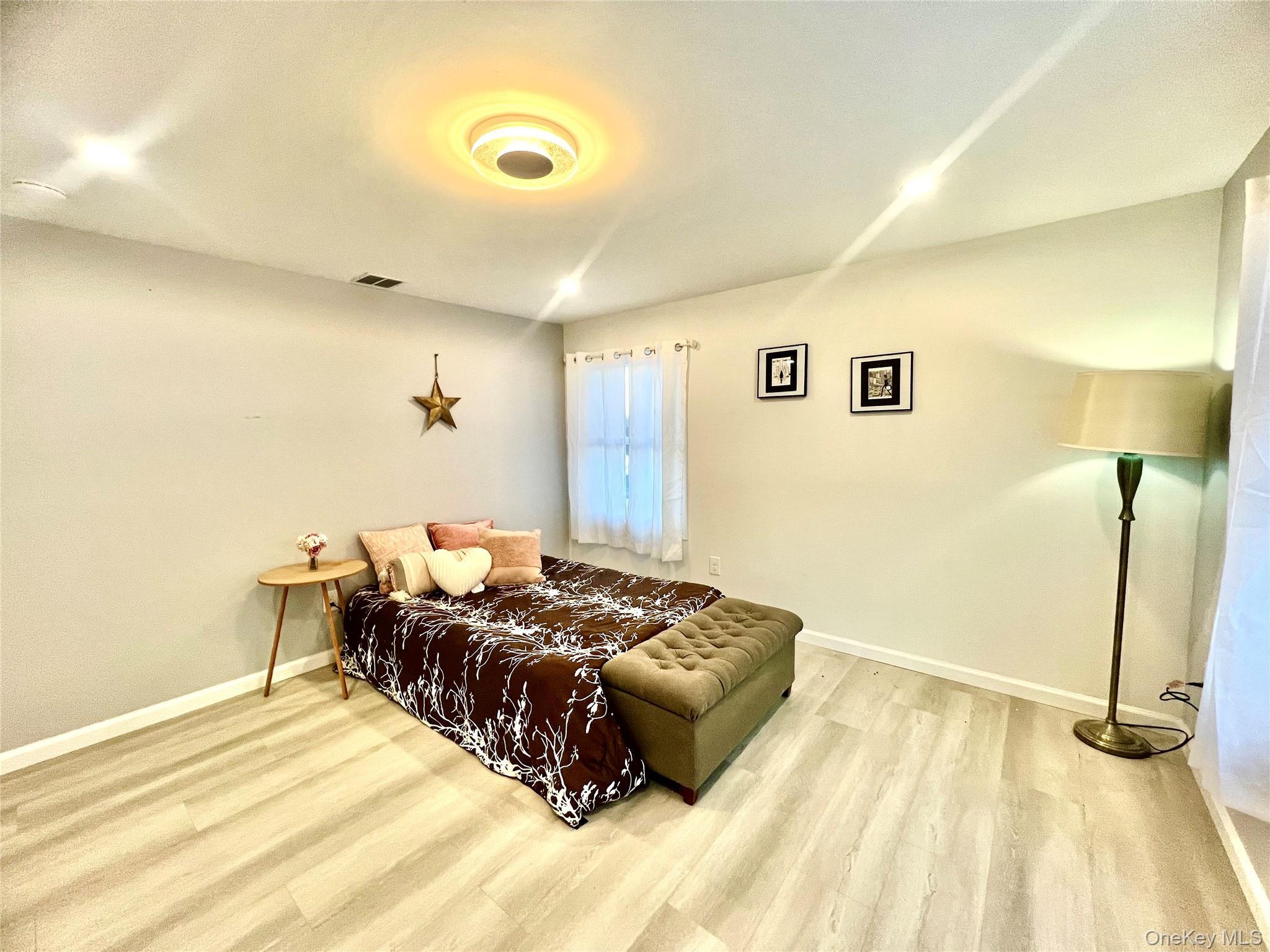 Single Family Dunthorne  Orange County, NY 12721, MLS-941782-24