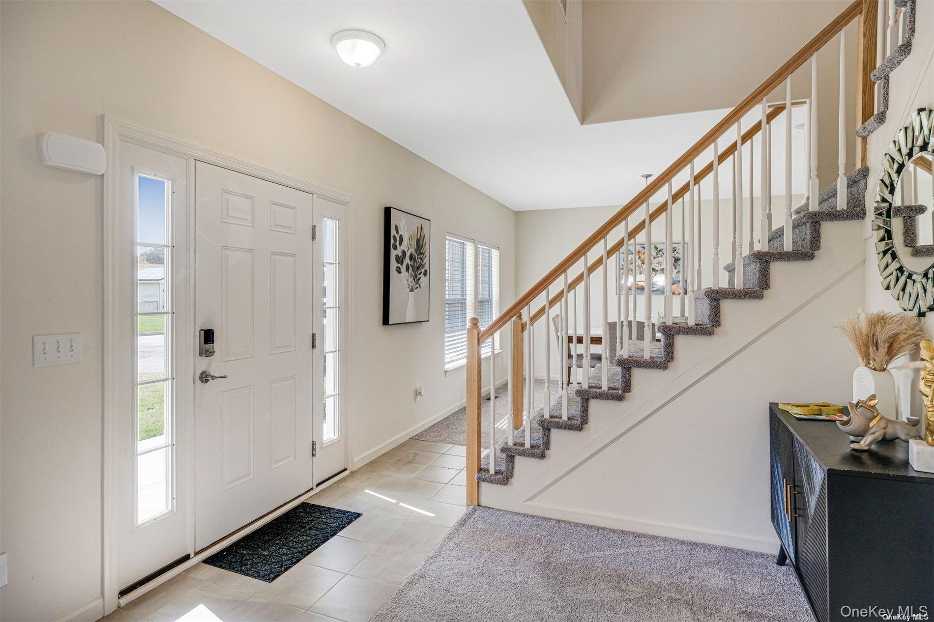 Single Family Pondview  Suffolk County, NY 11967, MLS-941803-10