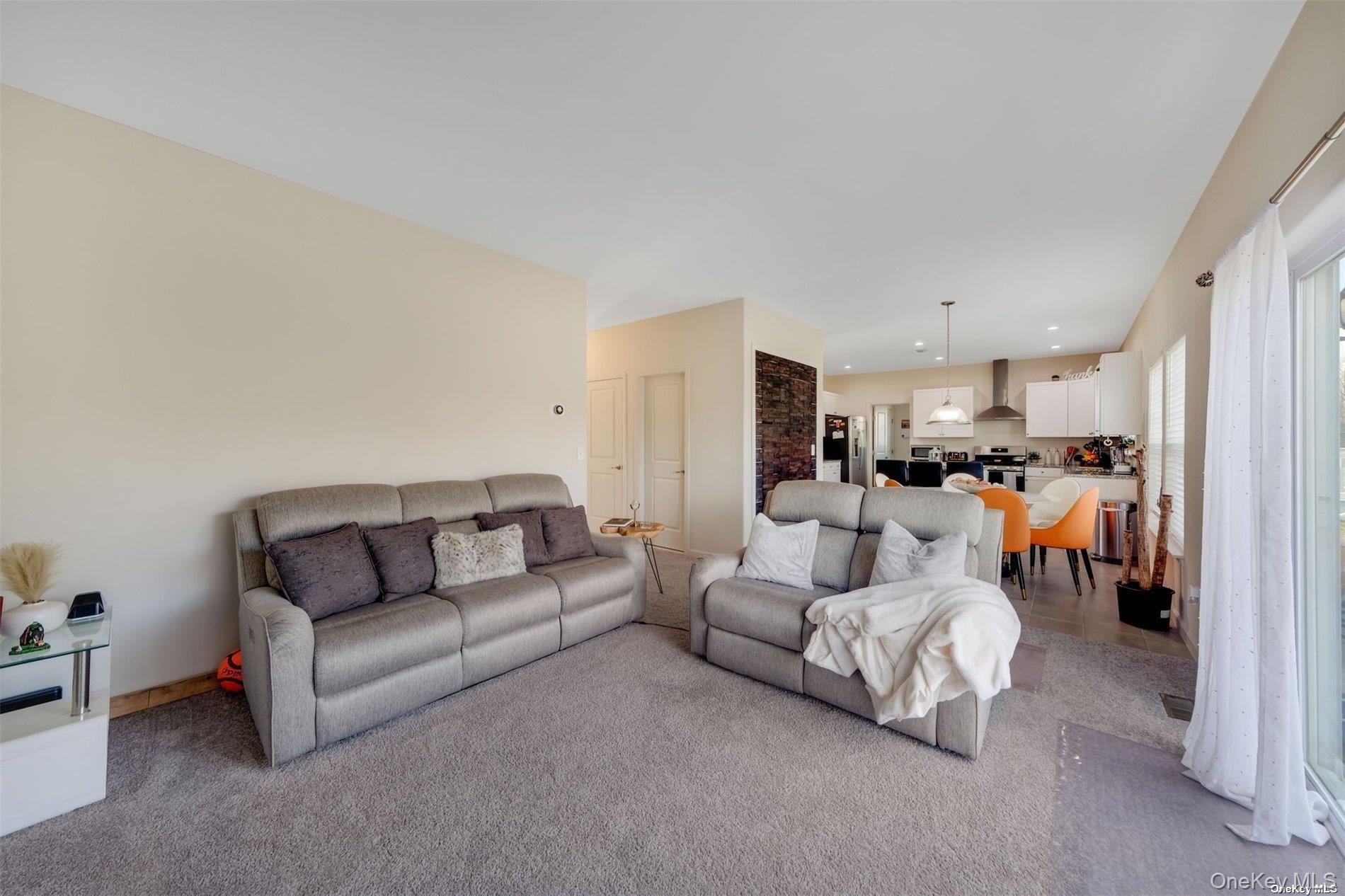 Single Family Pondview  Suffolk County, NY 11967, MLS-941803-23