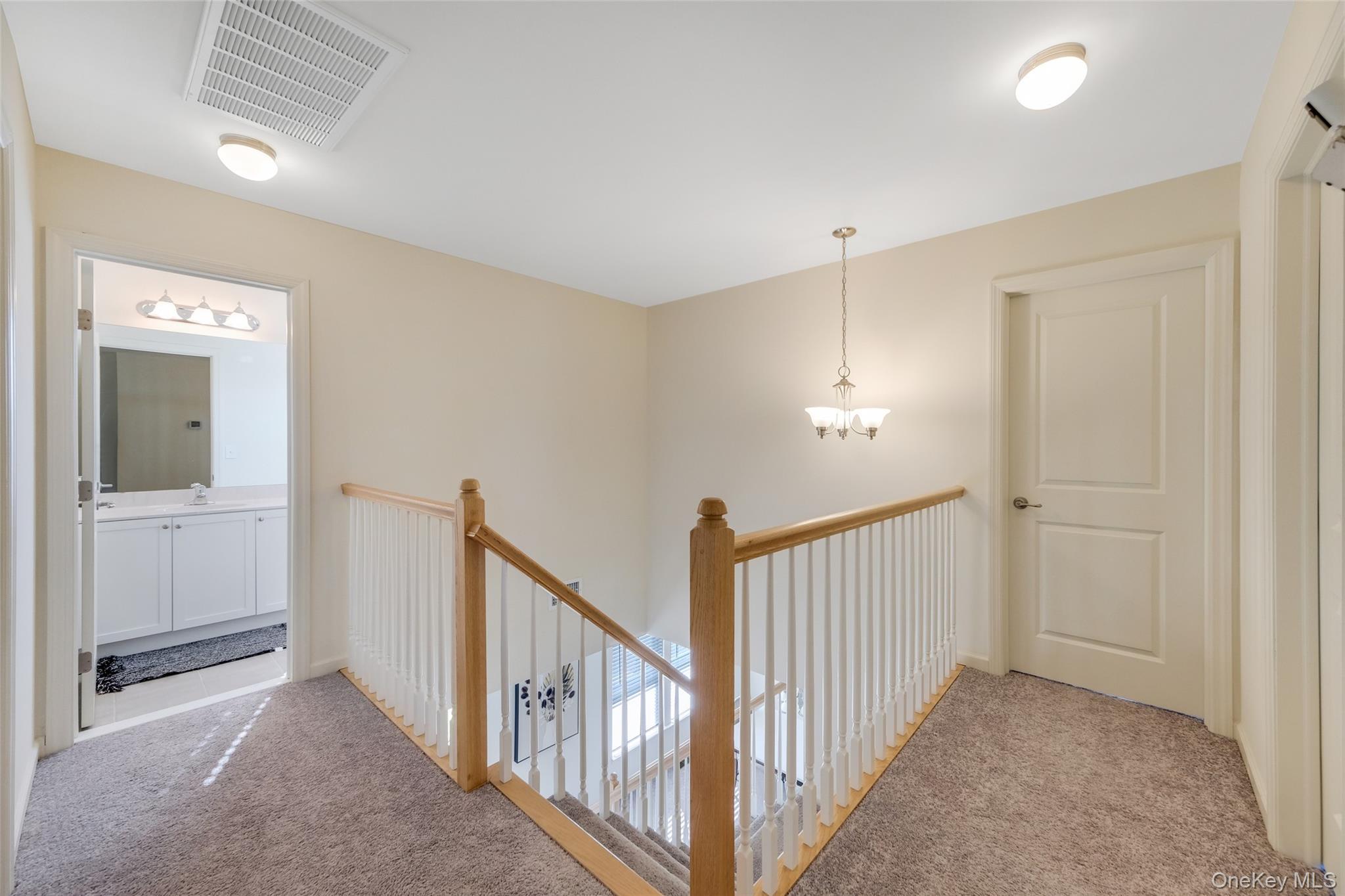 Single Family Pondview  Suffolk County, NY 11967, MLS-941803-26