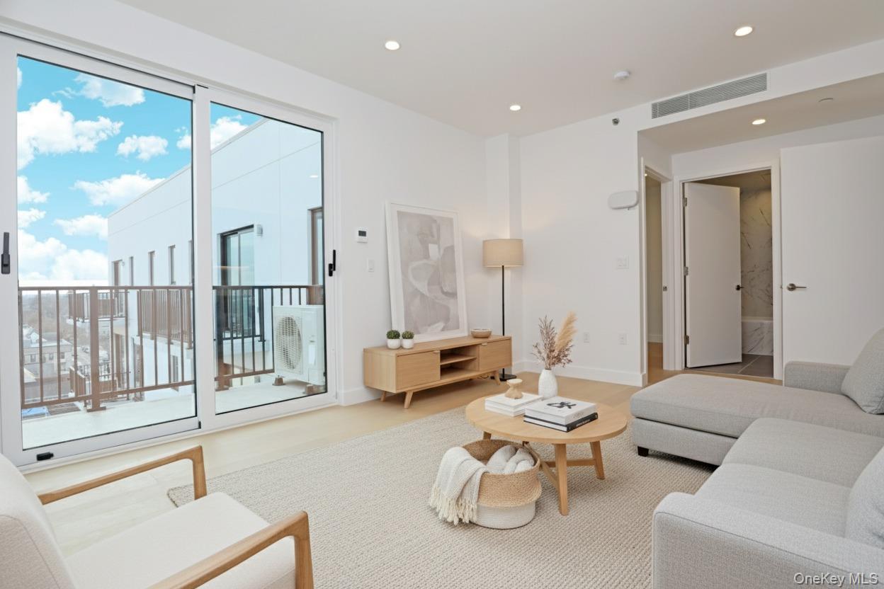 Condo Northern  Queens, NY 11354, MLS-941808-6