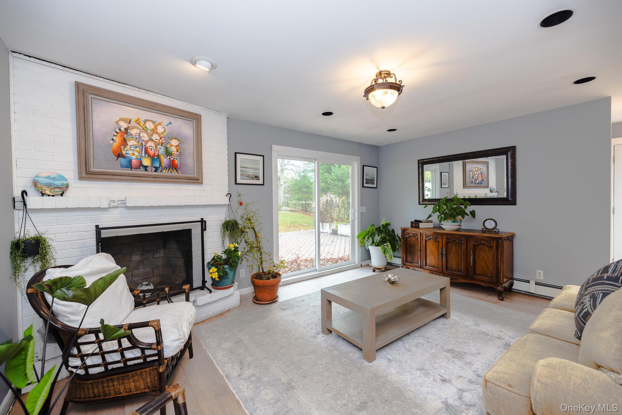 Single Family Kings Drive Suffolk County, NY 11901, MLS-941812-26