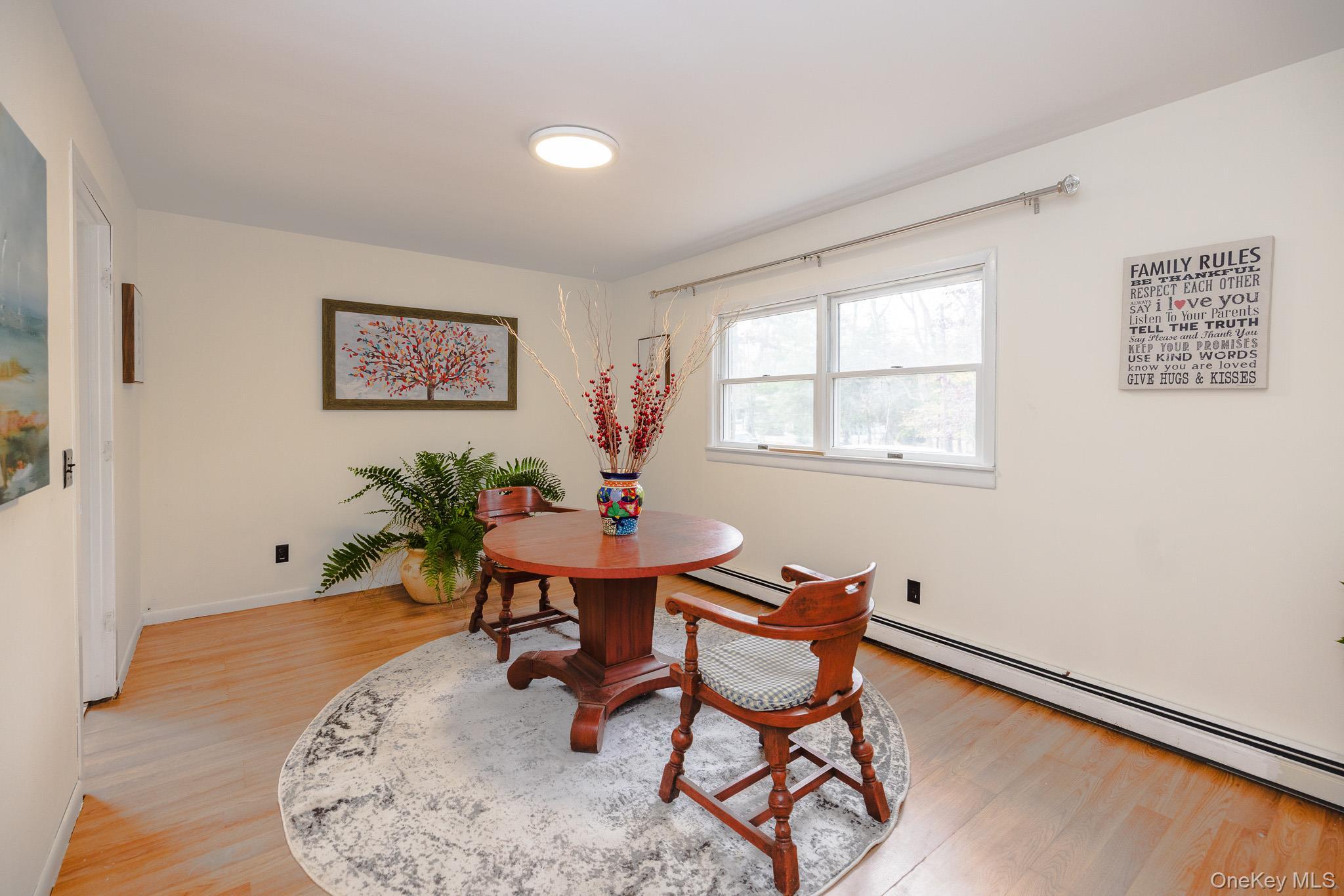 Single Family Kings Drive Suffolk County, NY 11901, MLS-941812-27