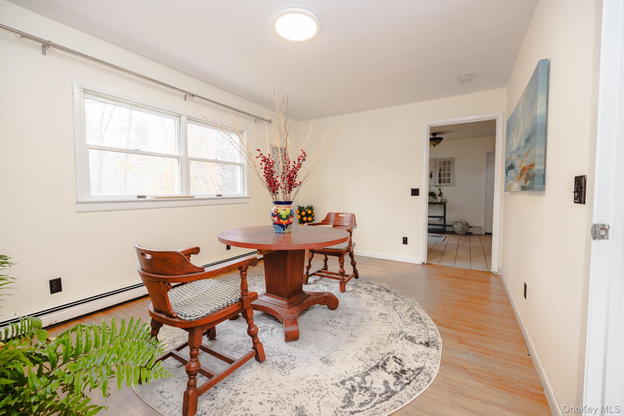 Single Family Kings Drive Suffolk County, NY 11901, MLS-941812-28