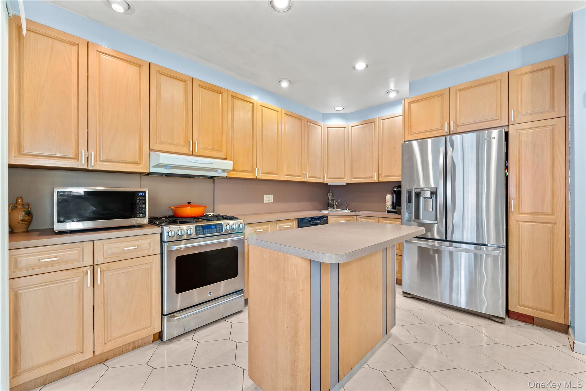 Single Family 9th  Queens, NY 11356, MLS-941821-10