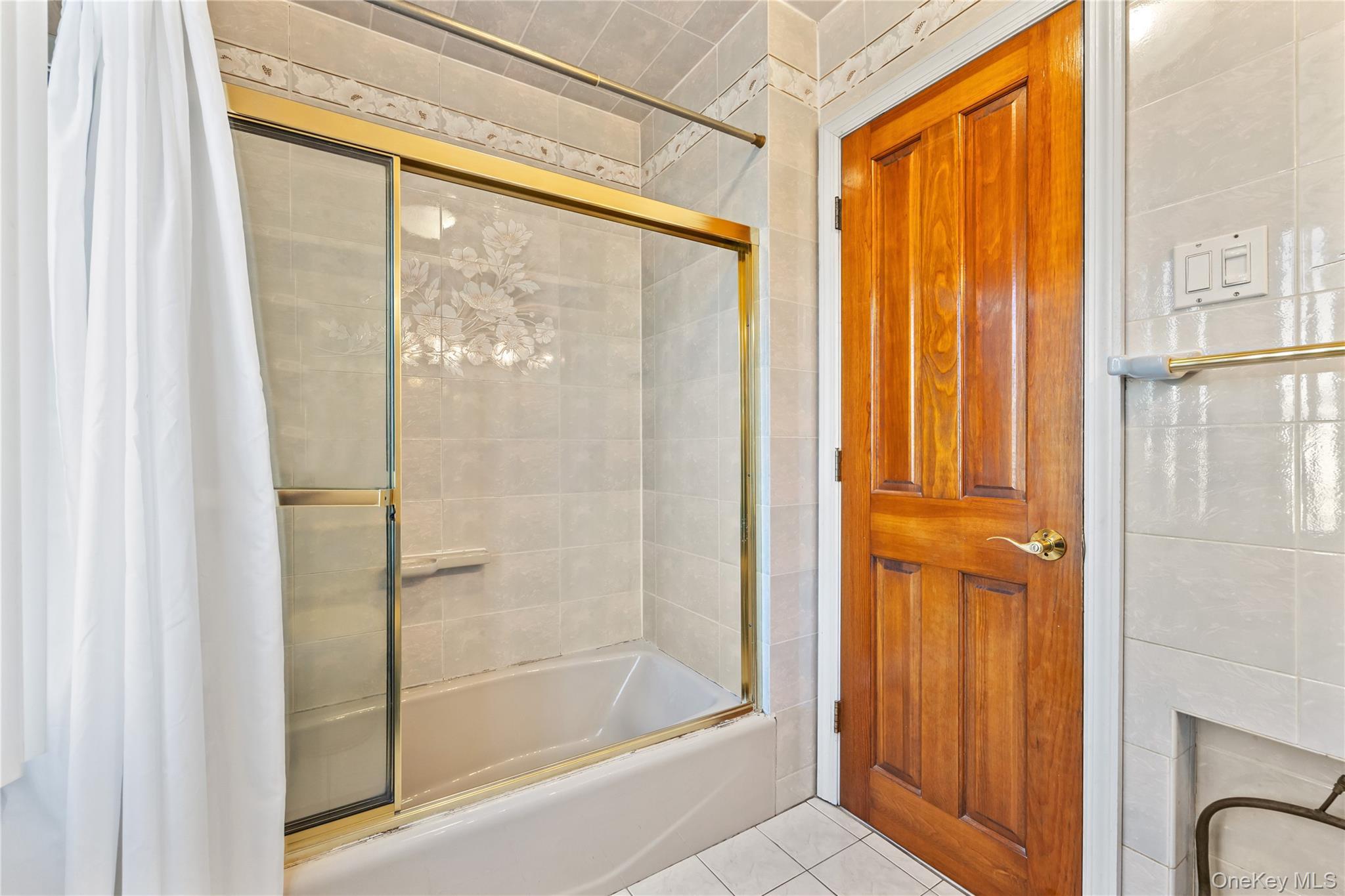 Single Family 9th  Queens, NY 11356, MLS-941821-13