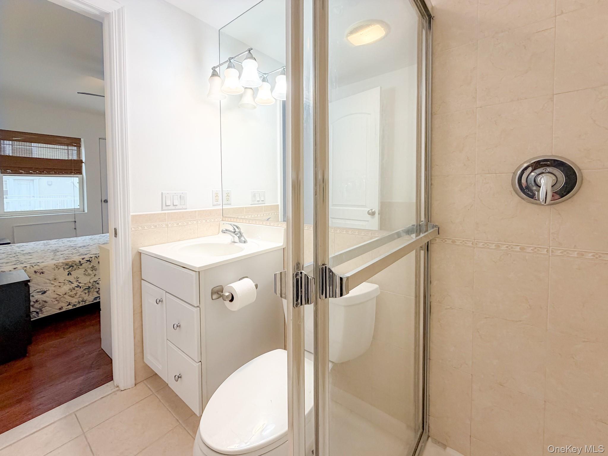 Condo Beach 100th  Queens, NY 11694, MLS-941831-17