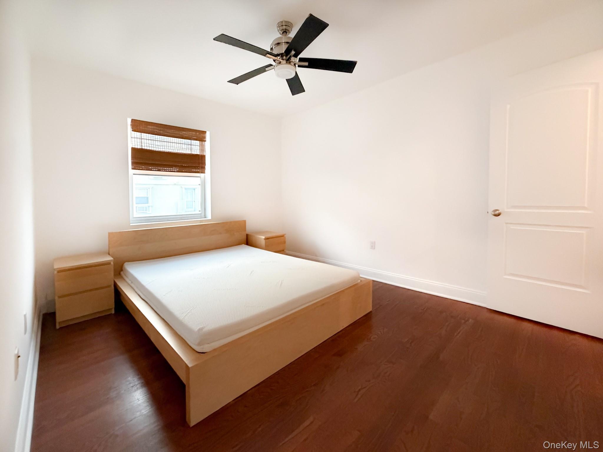 Condo Beach 100th  Queens, NY 11694, MLS-941831-19