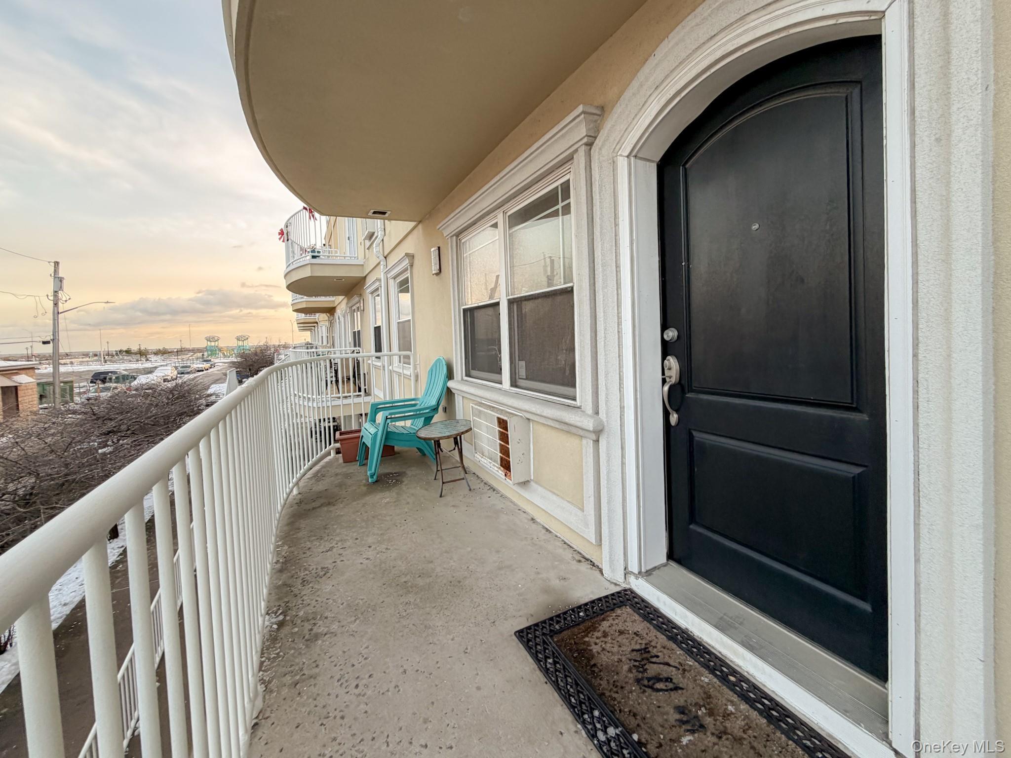 Condo Beach 100th  Queens, NY 11694, MLS-941831-2