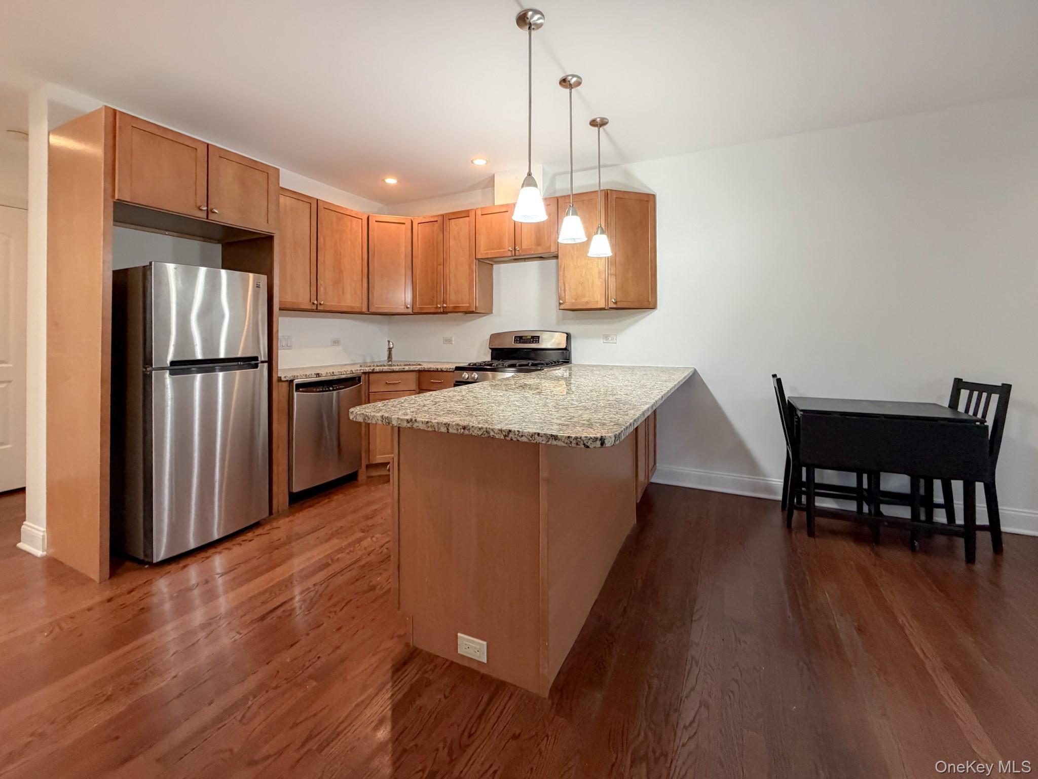 Condo Beach 100th  Queens, NY 11694, MLS-941831-7