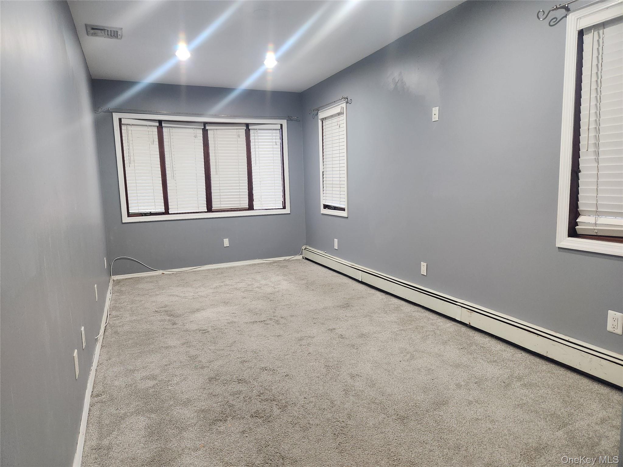 Single Family 3rd Suffolk County, NY 11704, MLS-941834-9