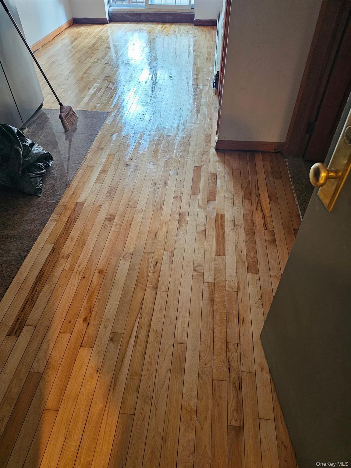 Apartment Robinson  Queens, NY 11355, MLS-941883-2