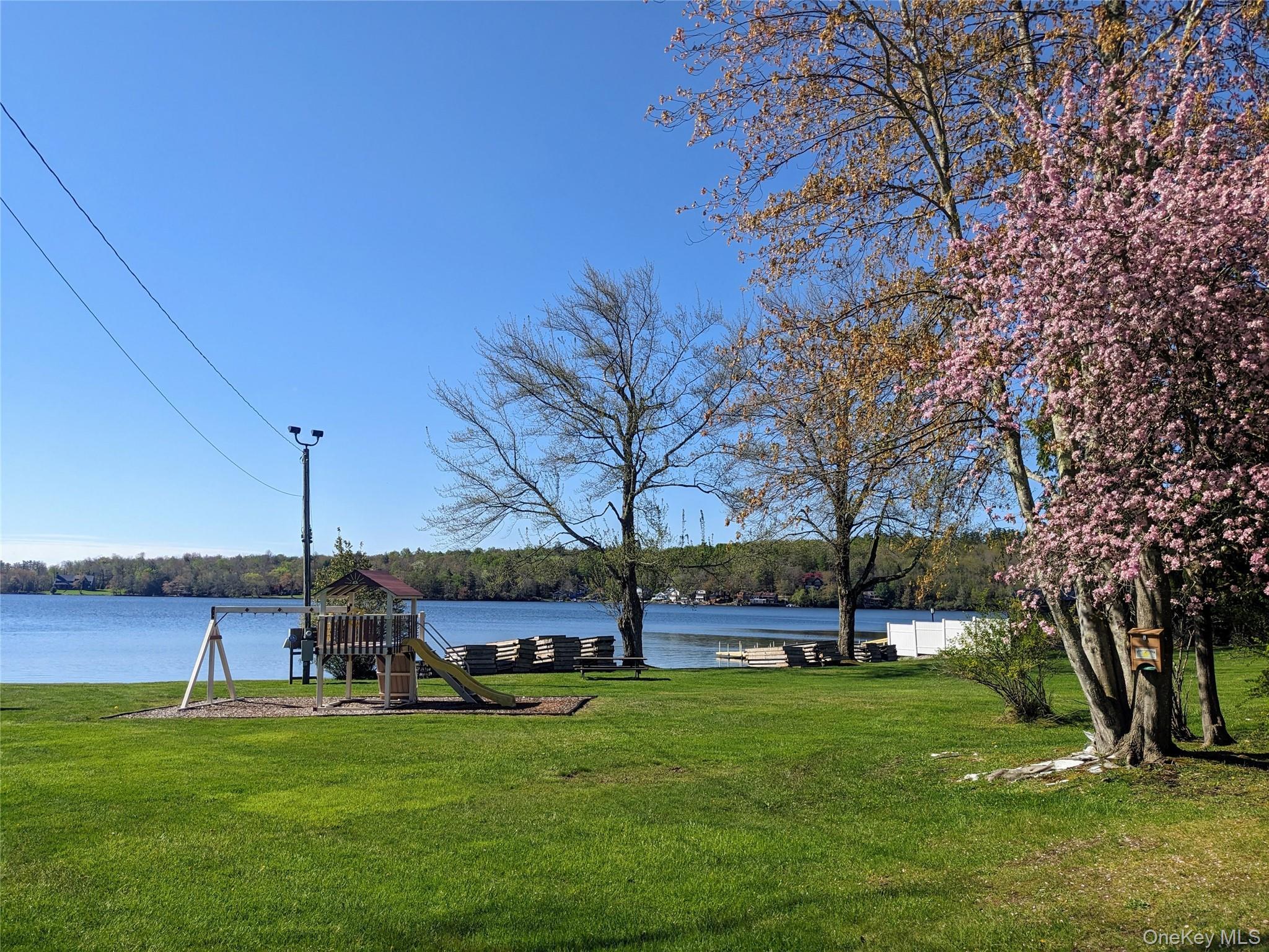 Single Family W Shore Drive Sullivan County, NY 12749, MLS-941888-19