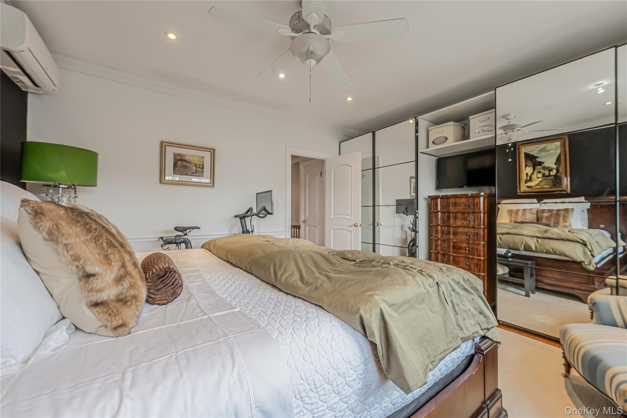 Single Family 82nd Queens, NY 11417, MLS-941897-24