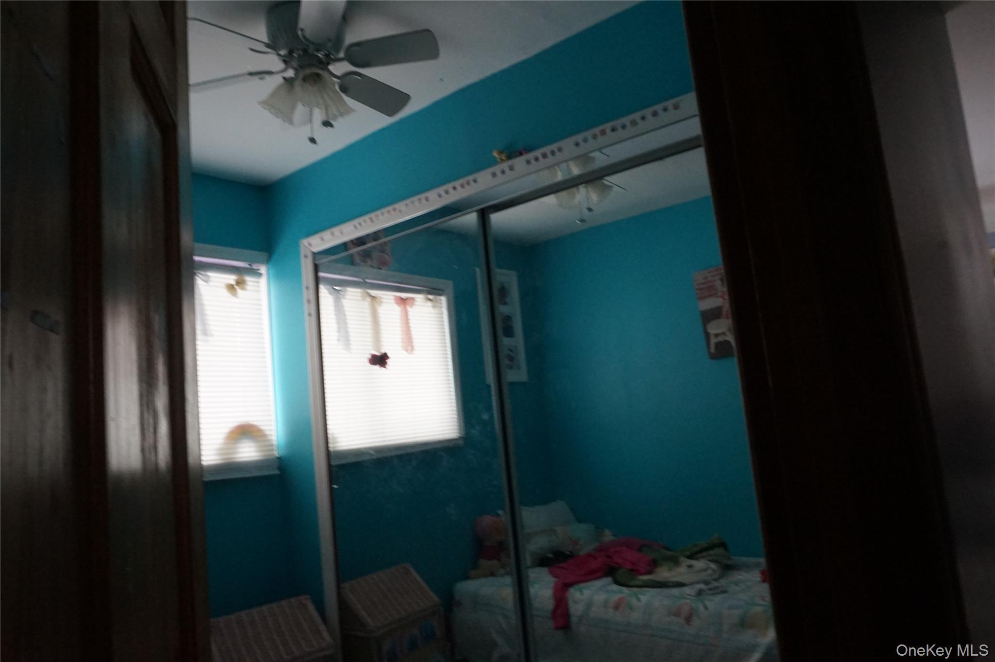 Single Family Thompson  Suffolk County, NY 11706, MLS-941910-6