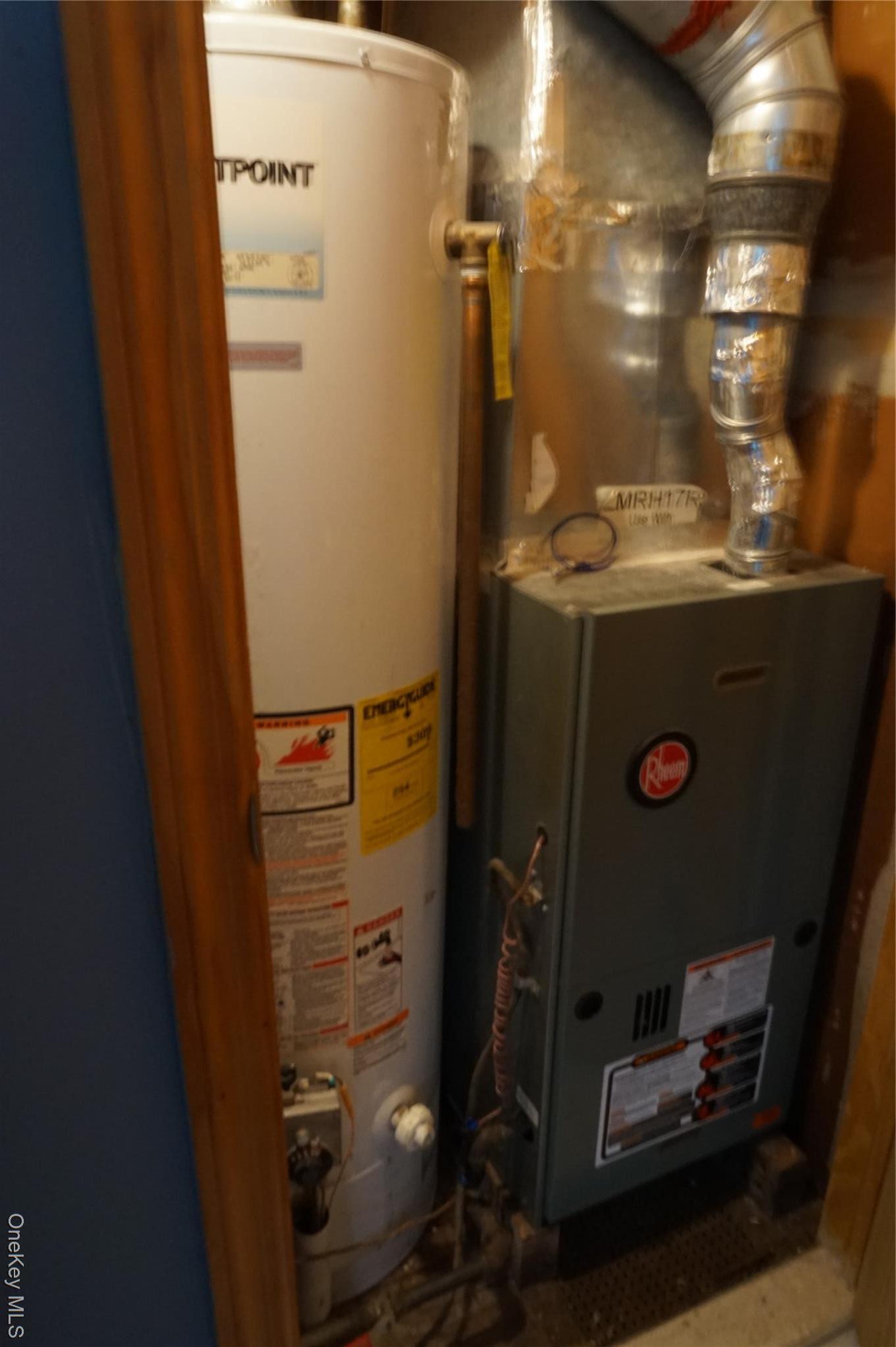 Single Family Thompson  Suffolk County, NY 11706, MLS-941910-9